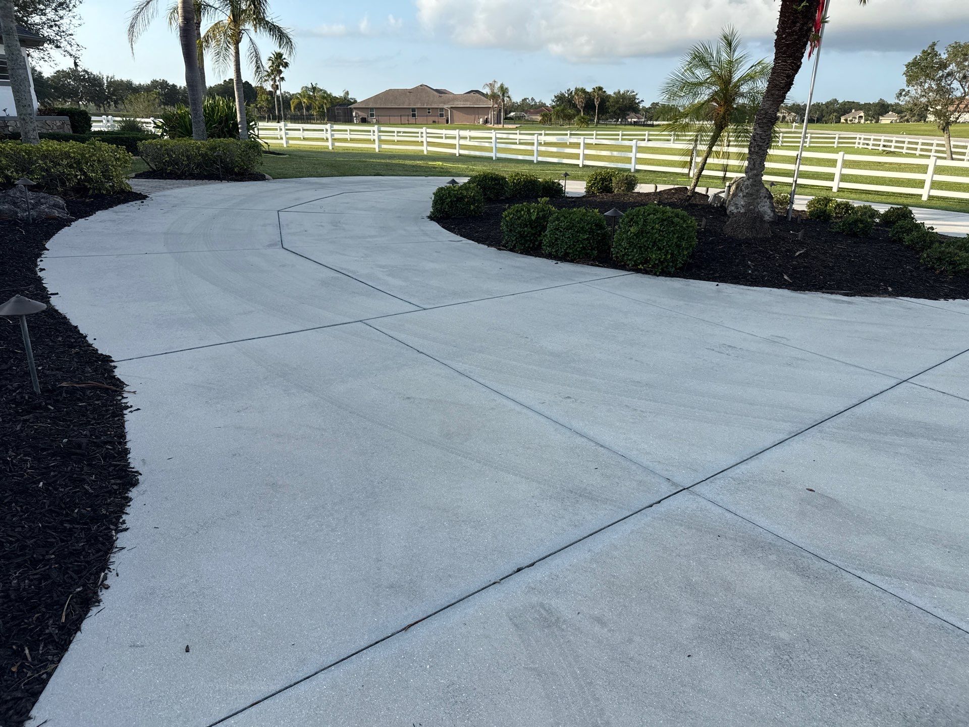 Comprehensive Exterior Cleaning for 2-Story Home in Foxbrook Community – Parrish, FL by Sunshine AquaWash