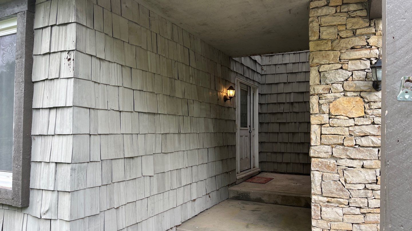 BYE BYE Wood Shakes by EEC Windows, Siding & Roofing