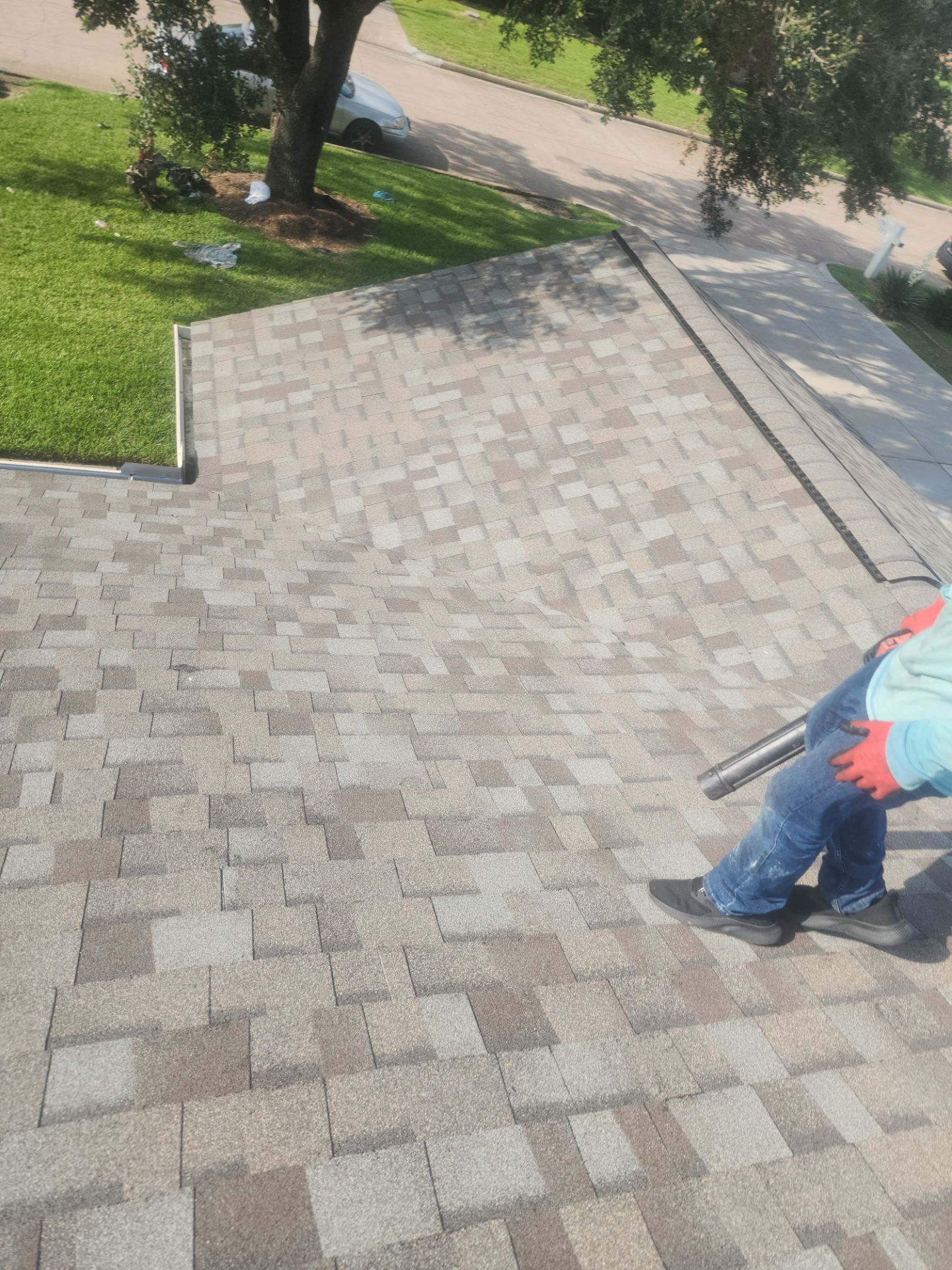 Residential Roofing Installation using Owen's Corning Duration (Lifetime) Shingles by Roof Repair Company
