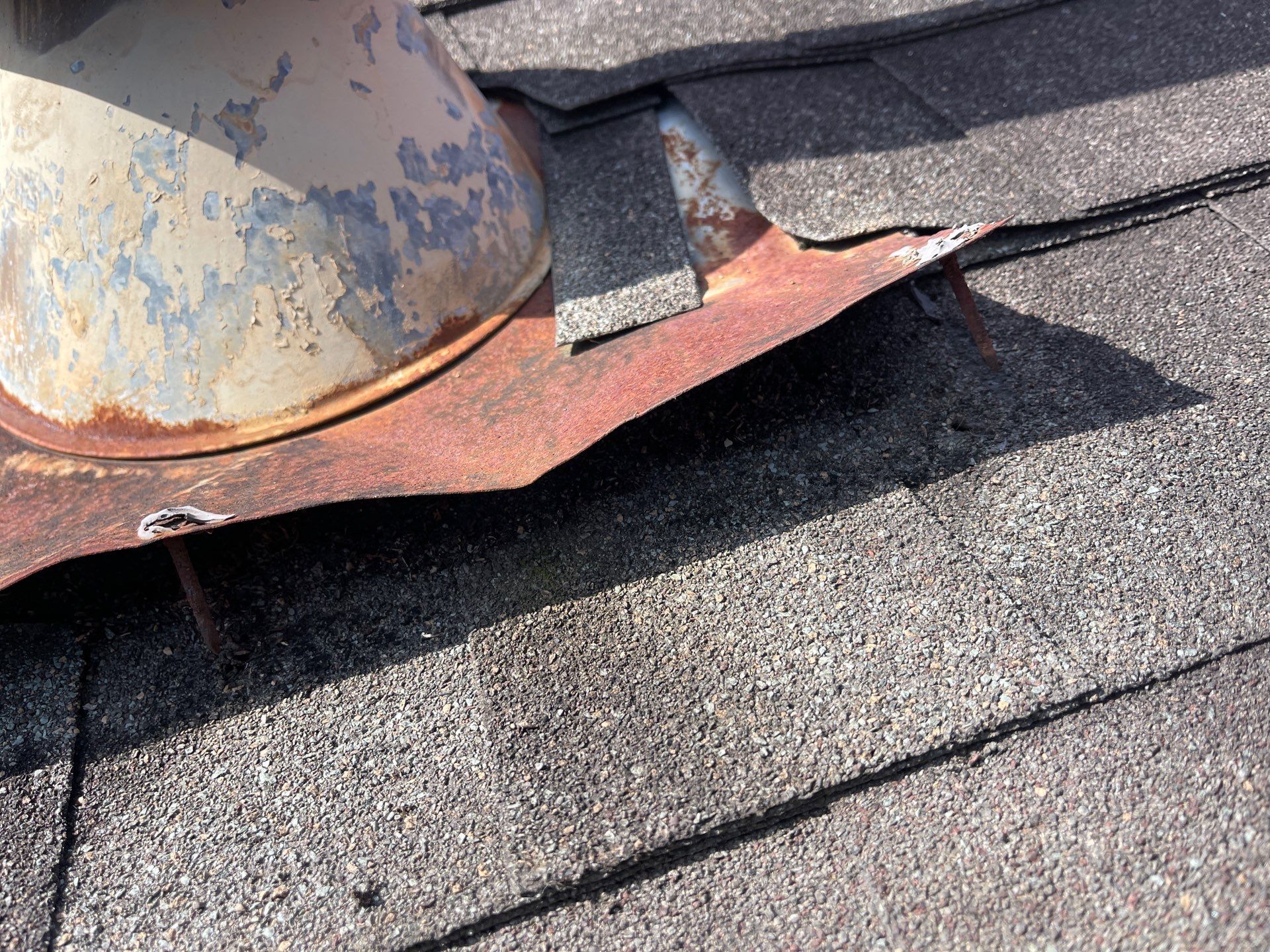 Hail Damage using Owen's Corning Duration (Lifetime) Shingles by Roof Repair Company
