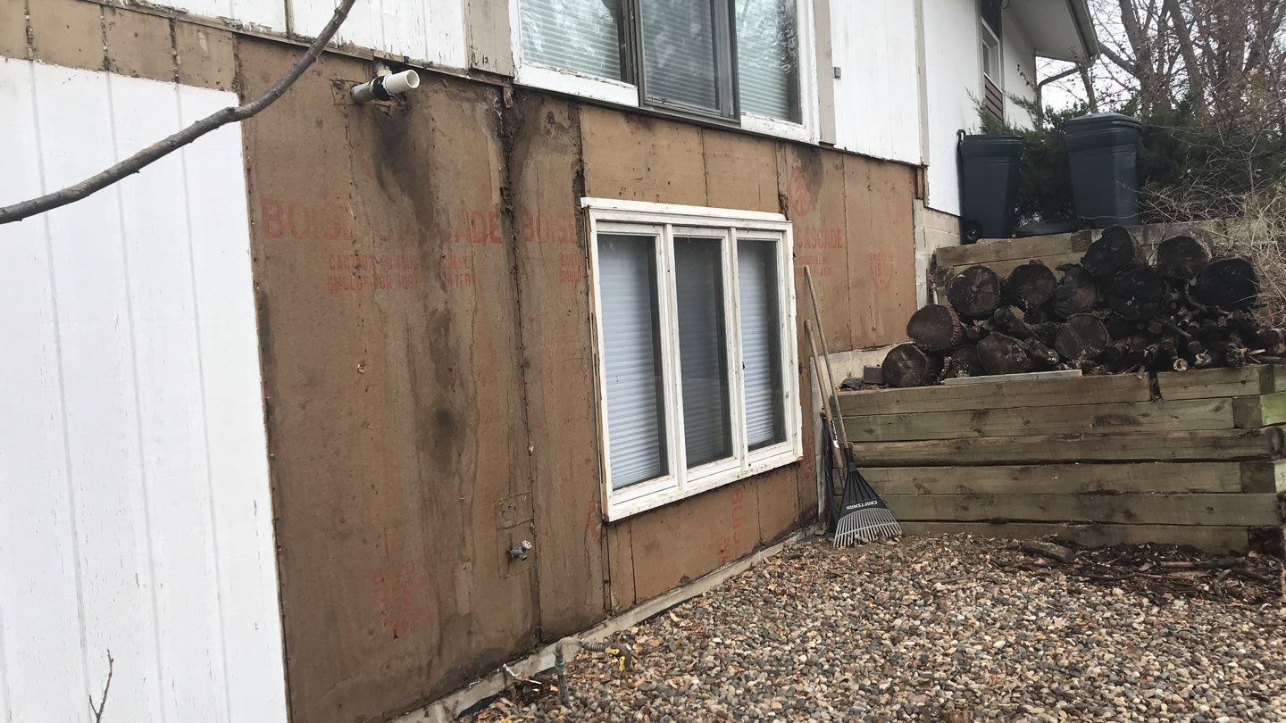 Siding Installation using LP SmartSide and Pella Vinyl Windows by MODERN EXTERIOR SYSTEMS