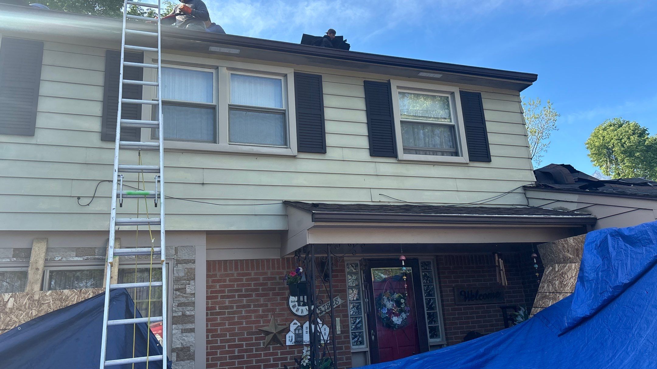Roof Replacement using Owens Corning Tru Definitions by 180 Contractors
