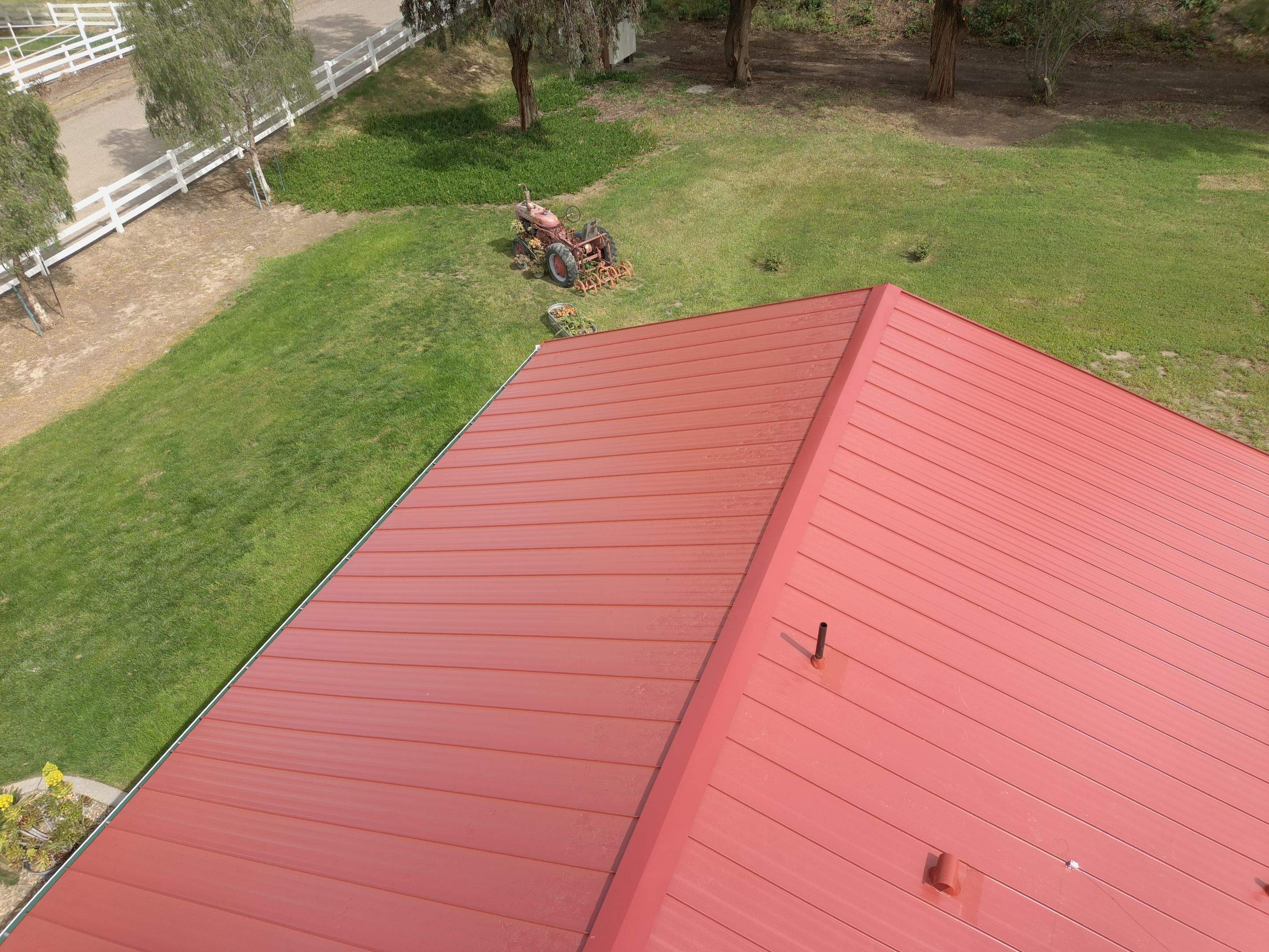 Metal Roofing by Straight Edge Roofing Inc