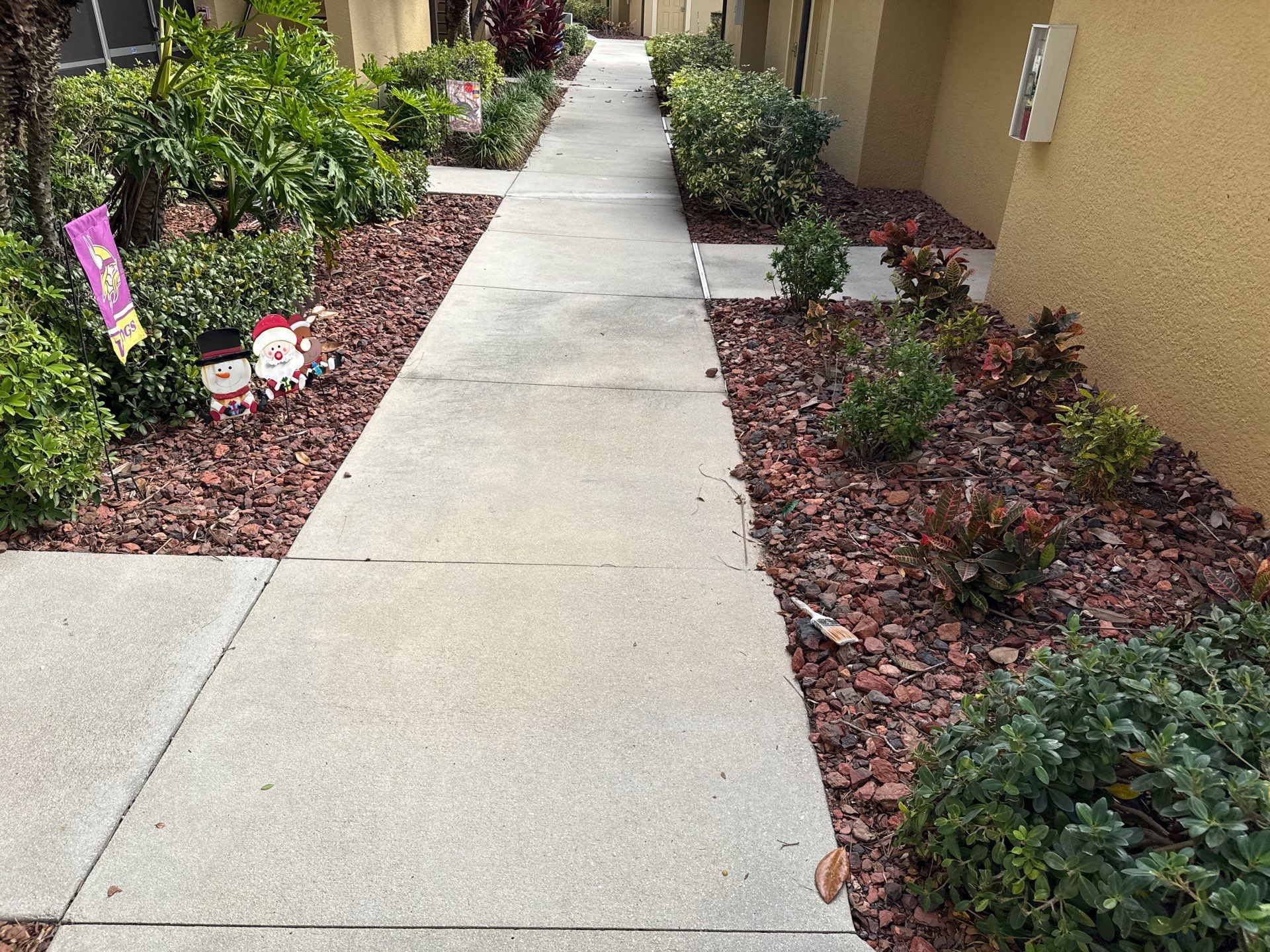 HOA Condo Concrete Driveway & Sidewalk Cleaning – River Strand Community, Bradenton, FL by Sunshine AquaWash
