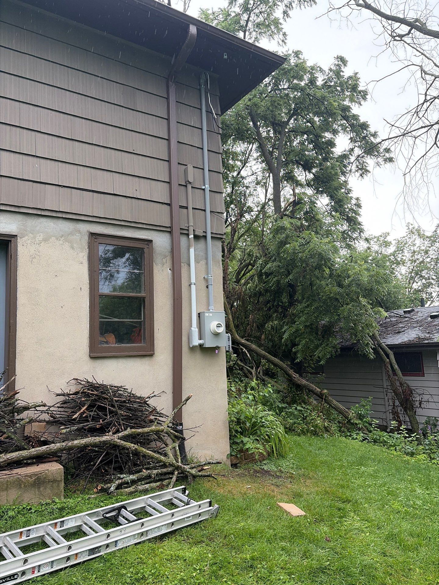 Residential Electrical Service Entrance and Meter Base Repair in Minneapolis by Walter Electrical Contractors