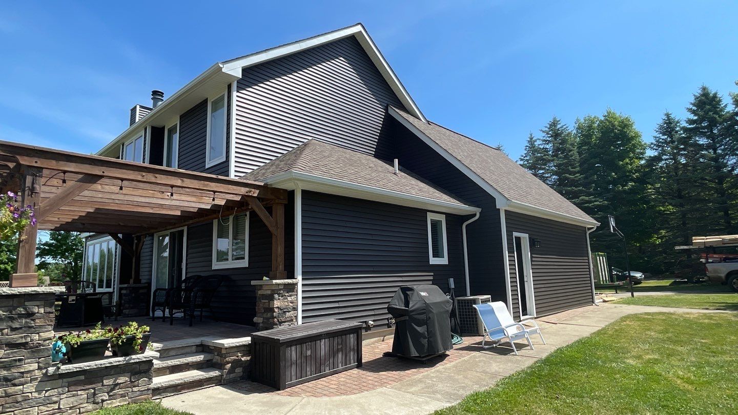 Siding Replacement using Certainteed Restoration Classic D4 by 180 Contractors