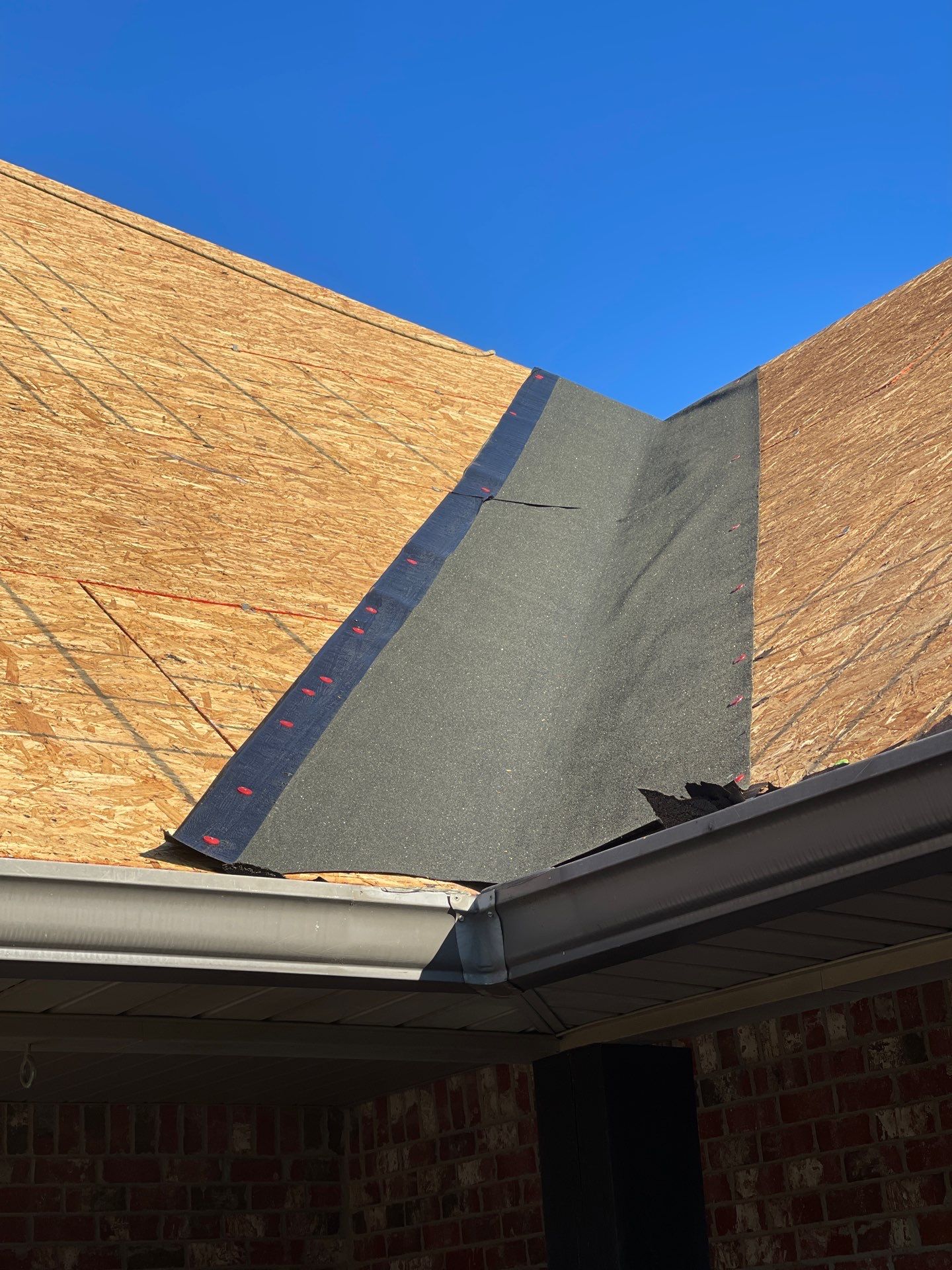 Weathered Wood Impact - Atlas by Top Team Roofing & Construction
