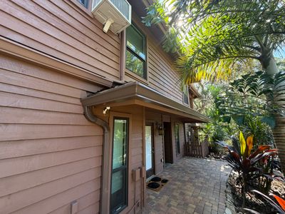 6-inch Seamless Gutters Installed in Sarasota FL