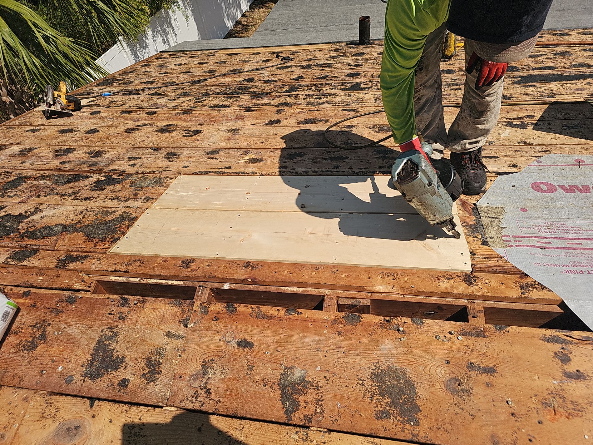 Project in St. Petersburg 33710 by Mitchell Roofing Company LLC 