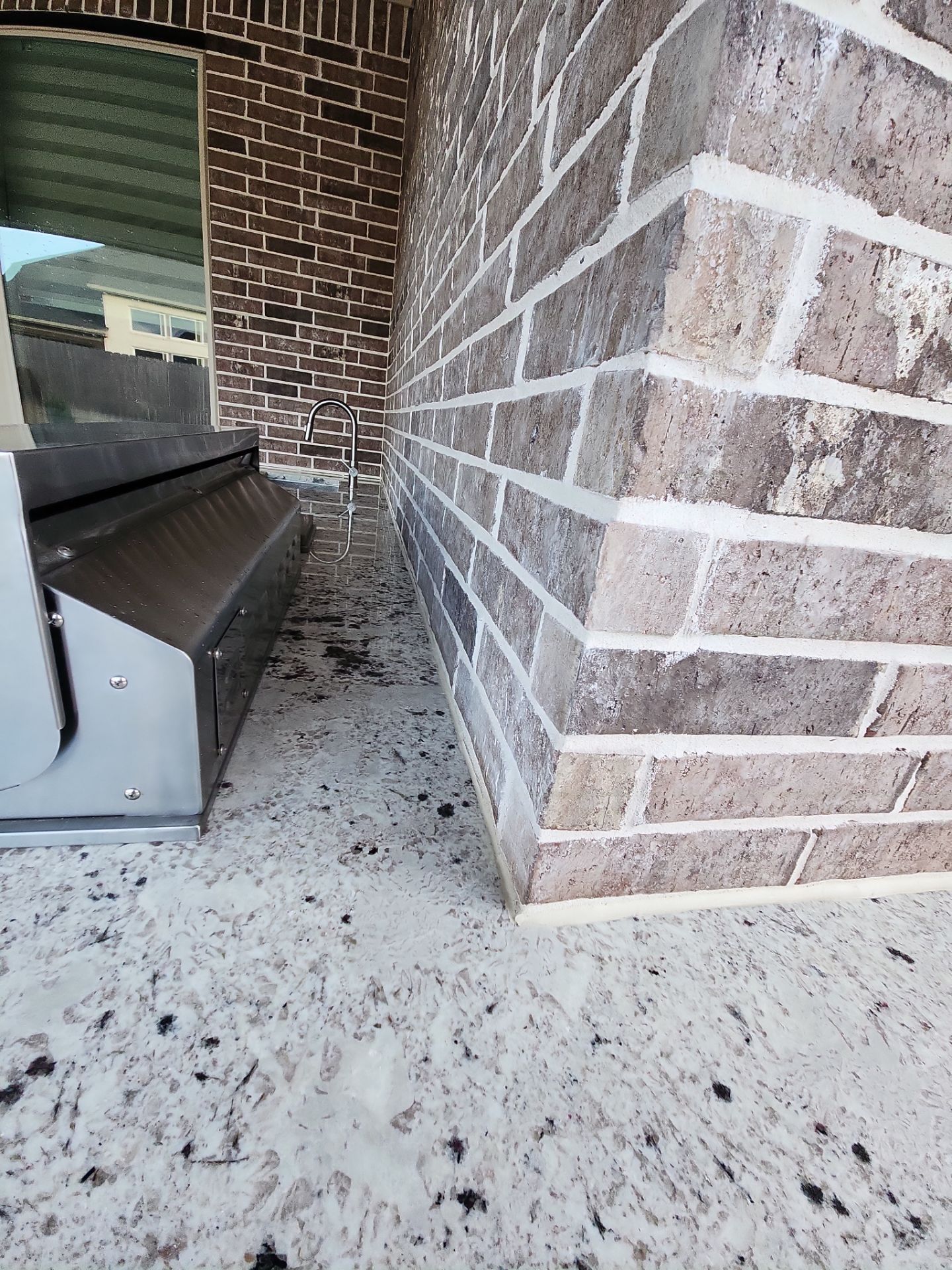 Summer Kitchen in Fulshear by SophAlx LLC