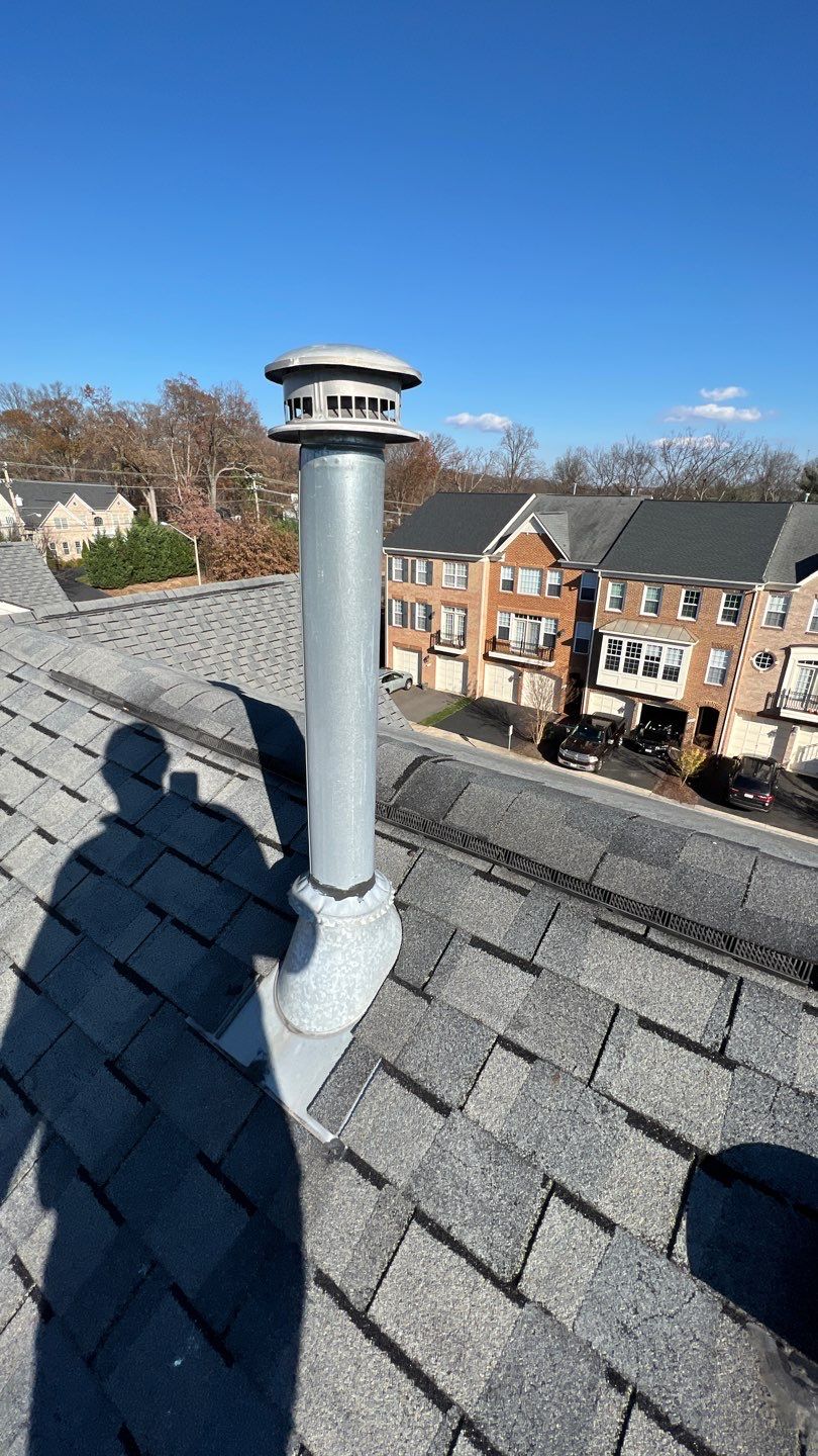 Fairfax: Residential Roof Replacement with CertainTeed Landmark in Charcoal Black by RM Banning, Inc.