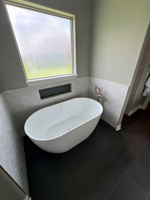 Carlyss High End Bathroom Remodel