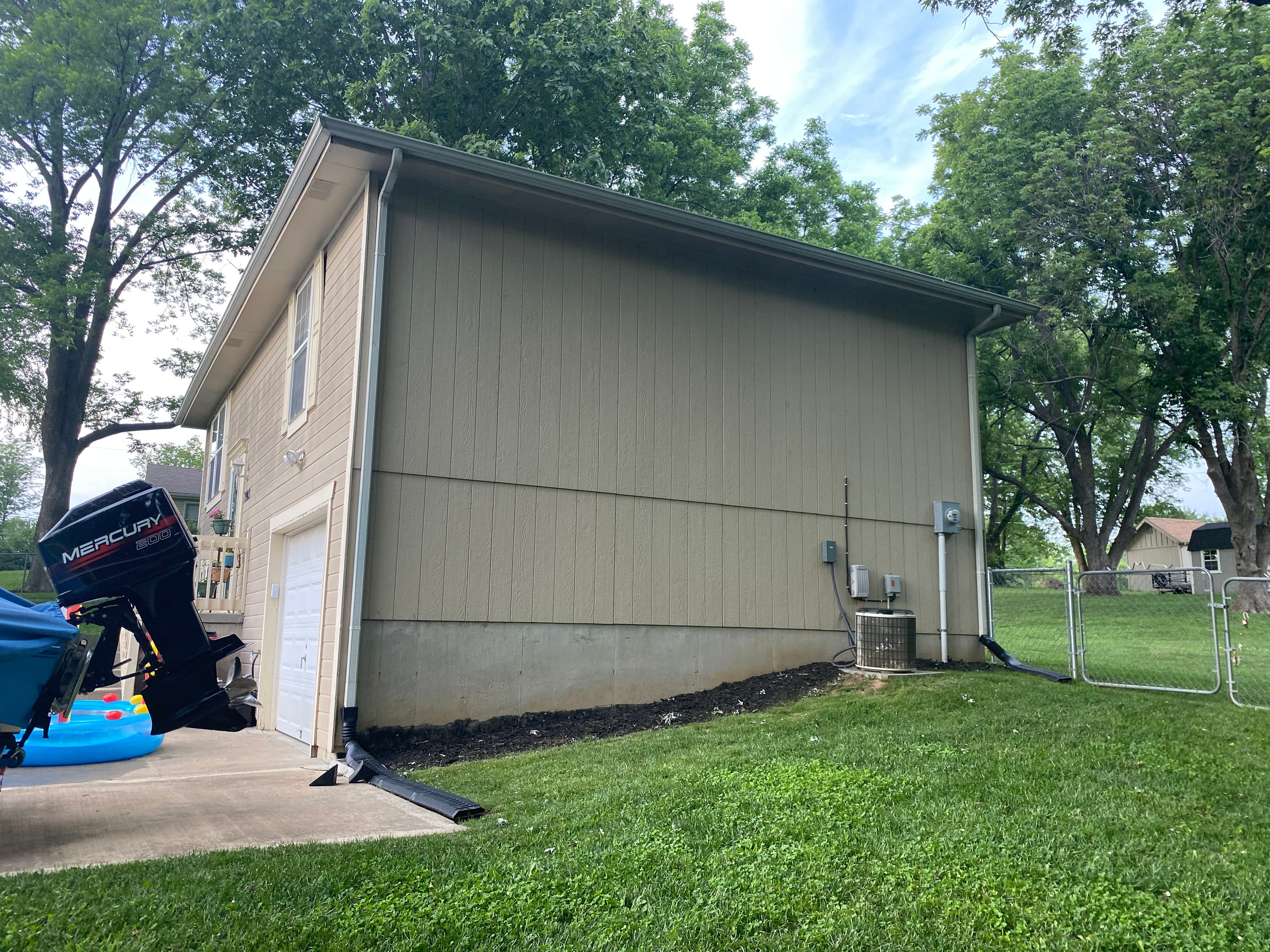 New Curb Appeal is Activated by EEC  Windows, Siding & Roofing 