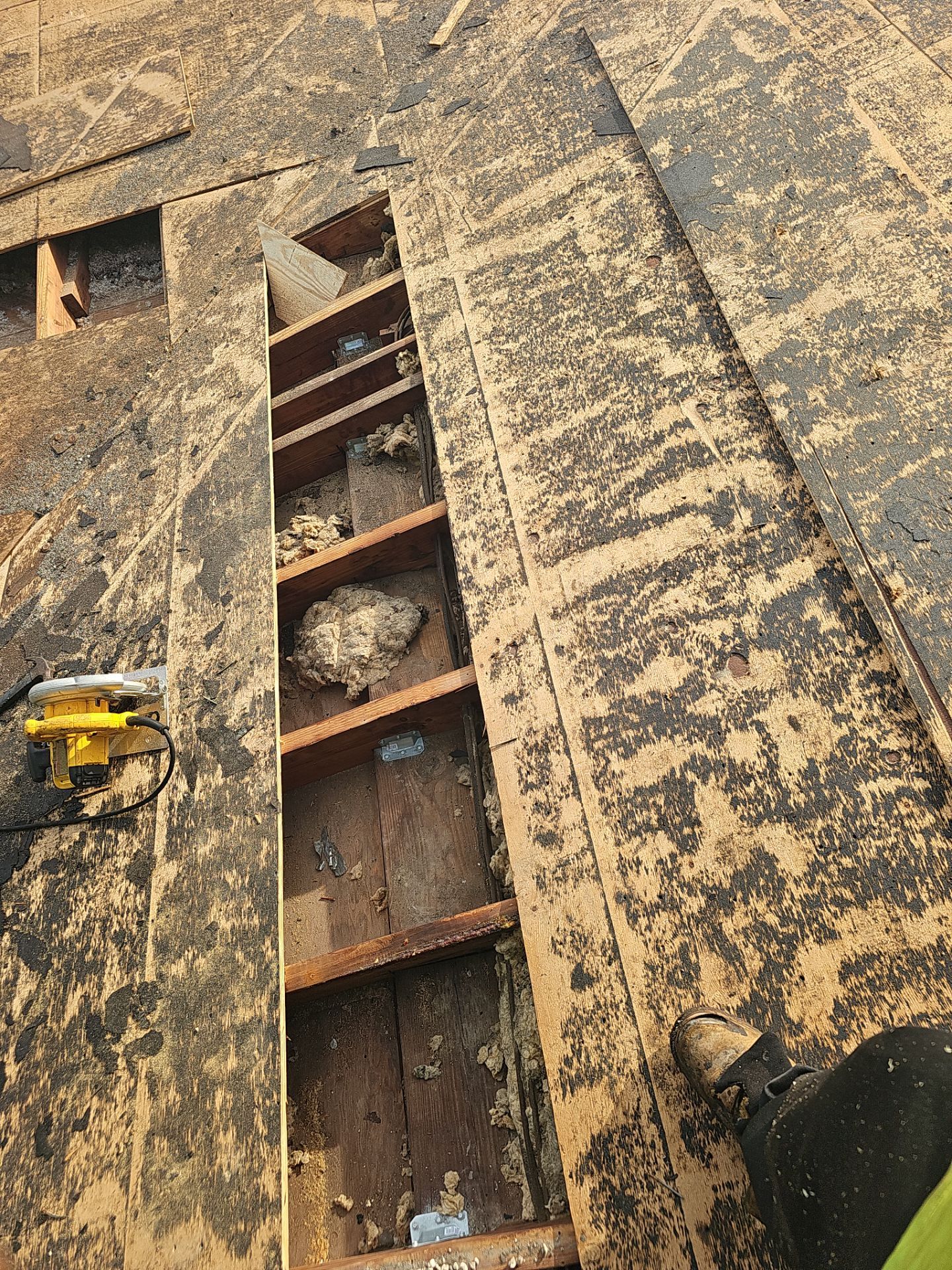 Project in St. Petersburg 33711 by Mitchell Roofing Company LLC 