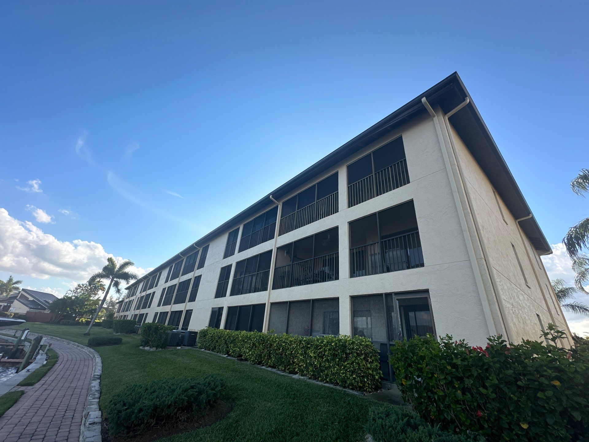 6-Inch Seamless Gutters in Cape Coral FL by Gutter Professors