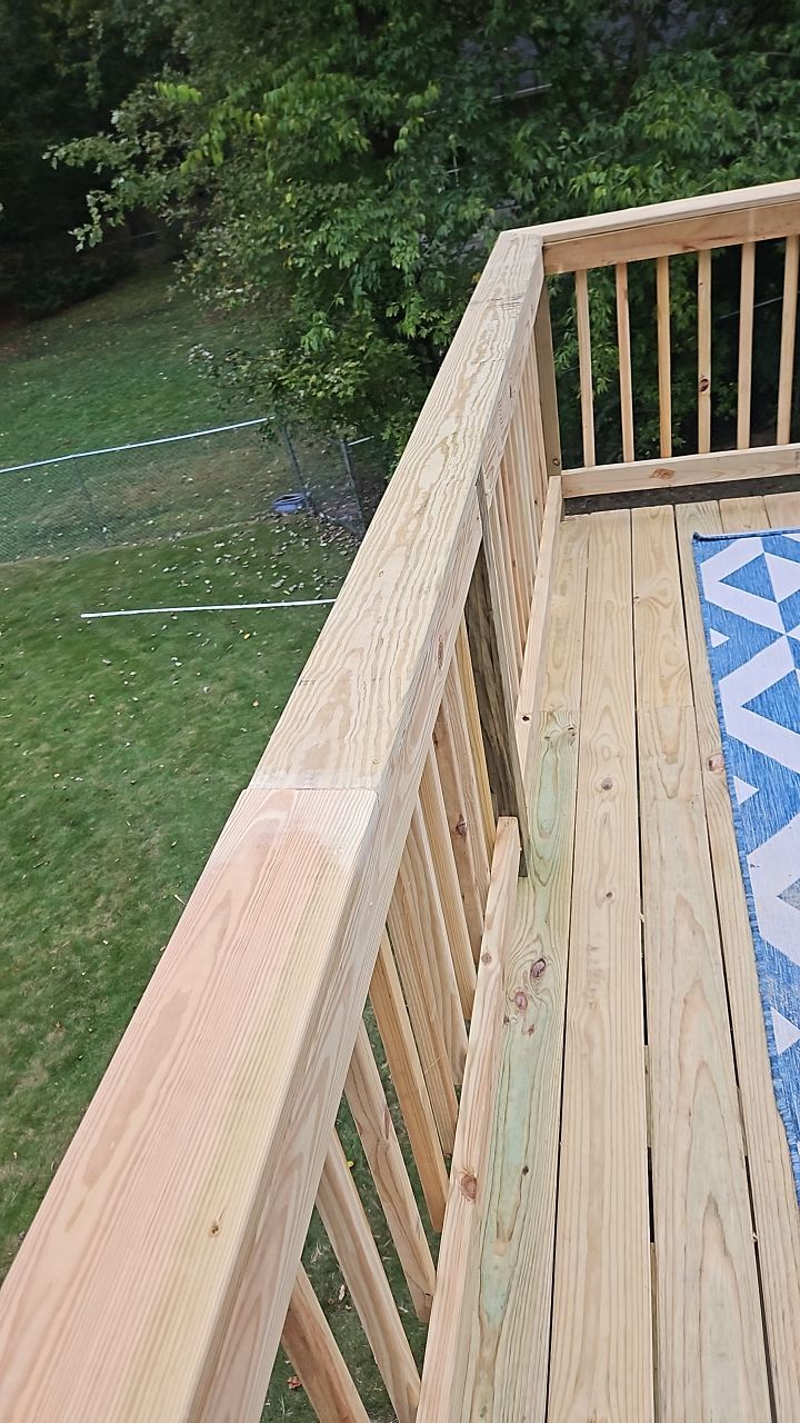 Windsor Blvd - Deck Installation by Pillar and Pine