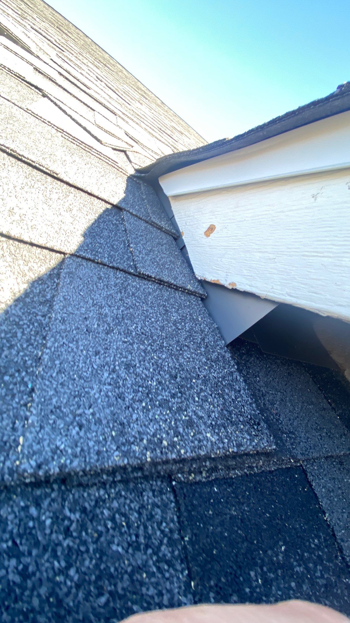 Resdiental Hail Damage Roof Replacement using Certainteed Northgate by Black Belt Roofing