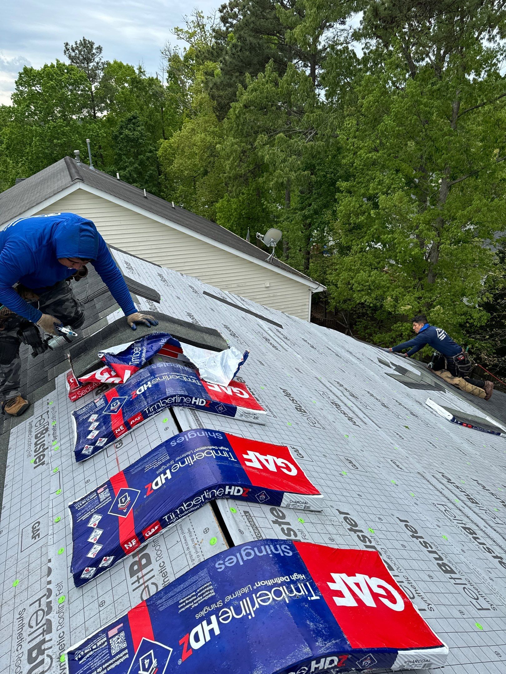 Project in Apex - Timberline HDZ Charcoal  by Pro Performance Roofing
