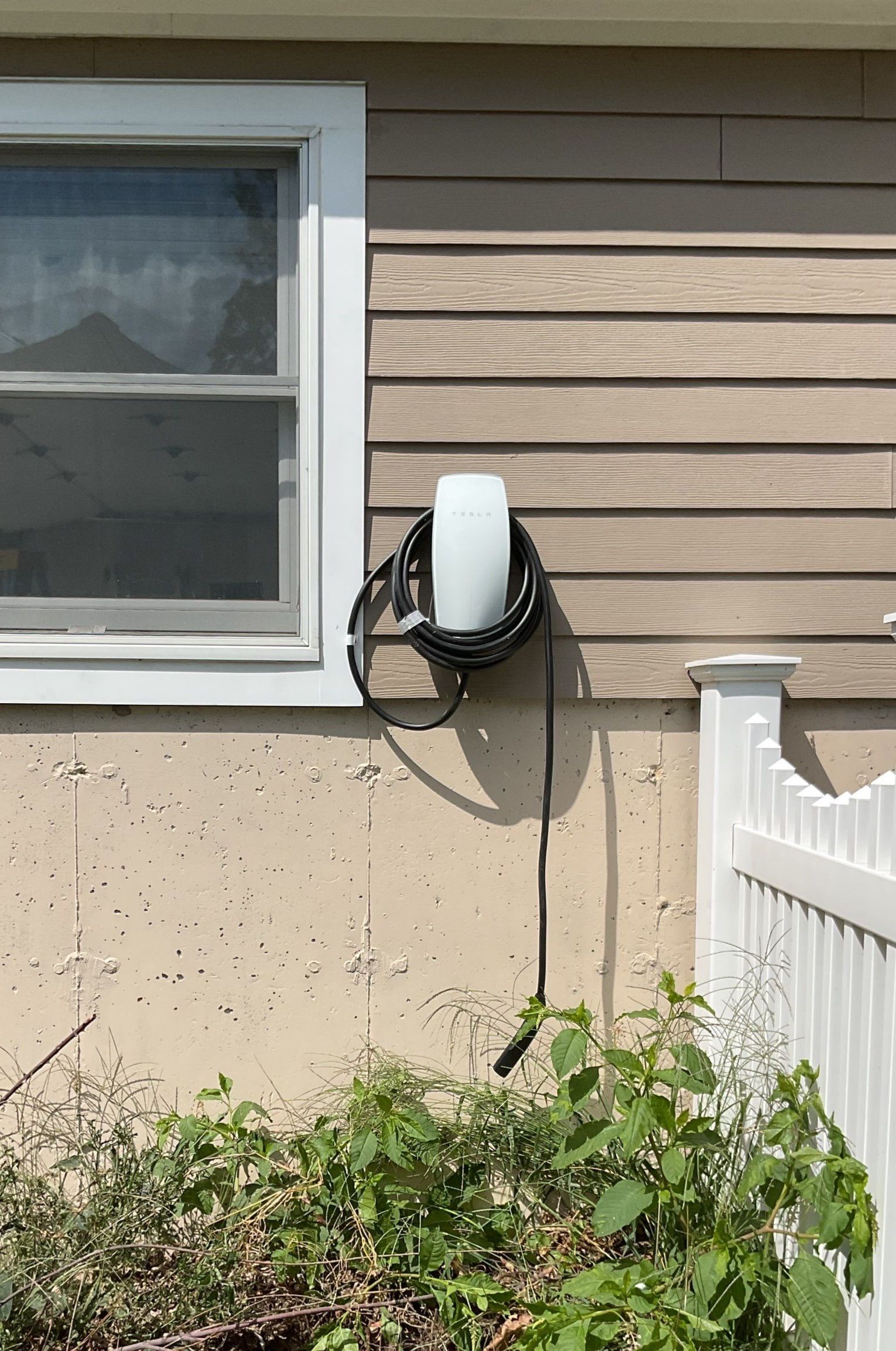 Reliable Tesla Charging Solution – Commissioned by ZAM by ZAM Electric