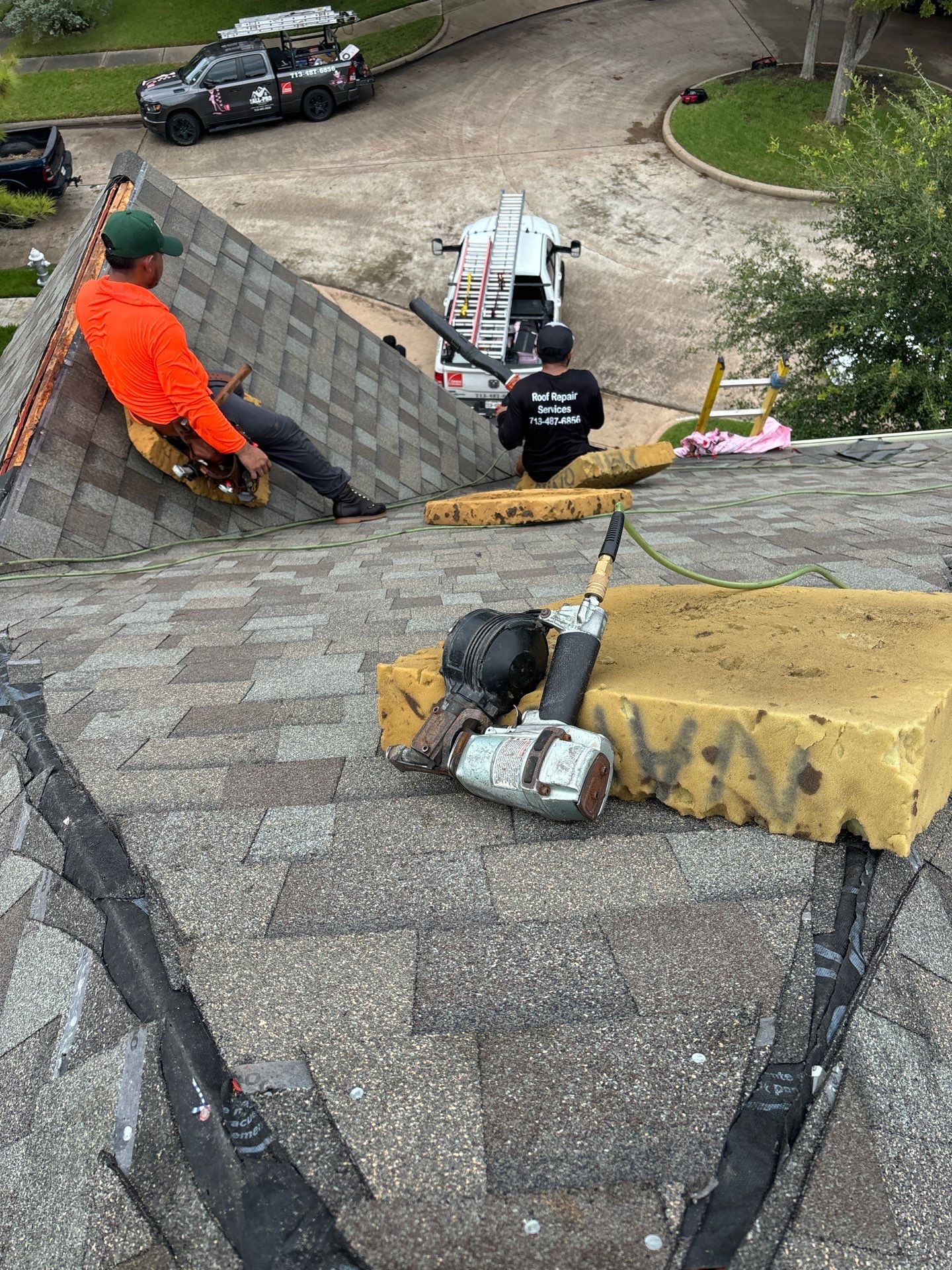Residential Roofing Installation using Owen's Corning Duration (Lifetime) Shingles by Roof Repair Company