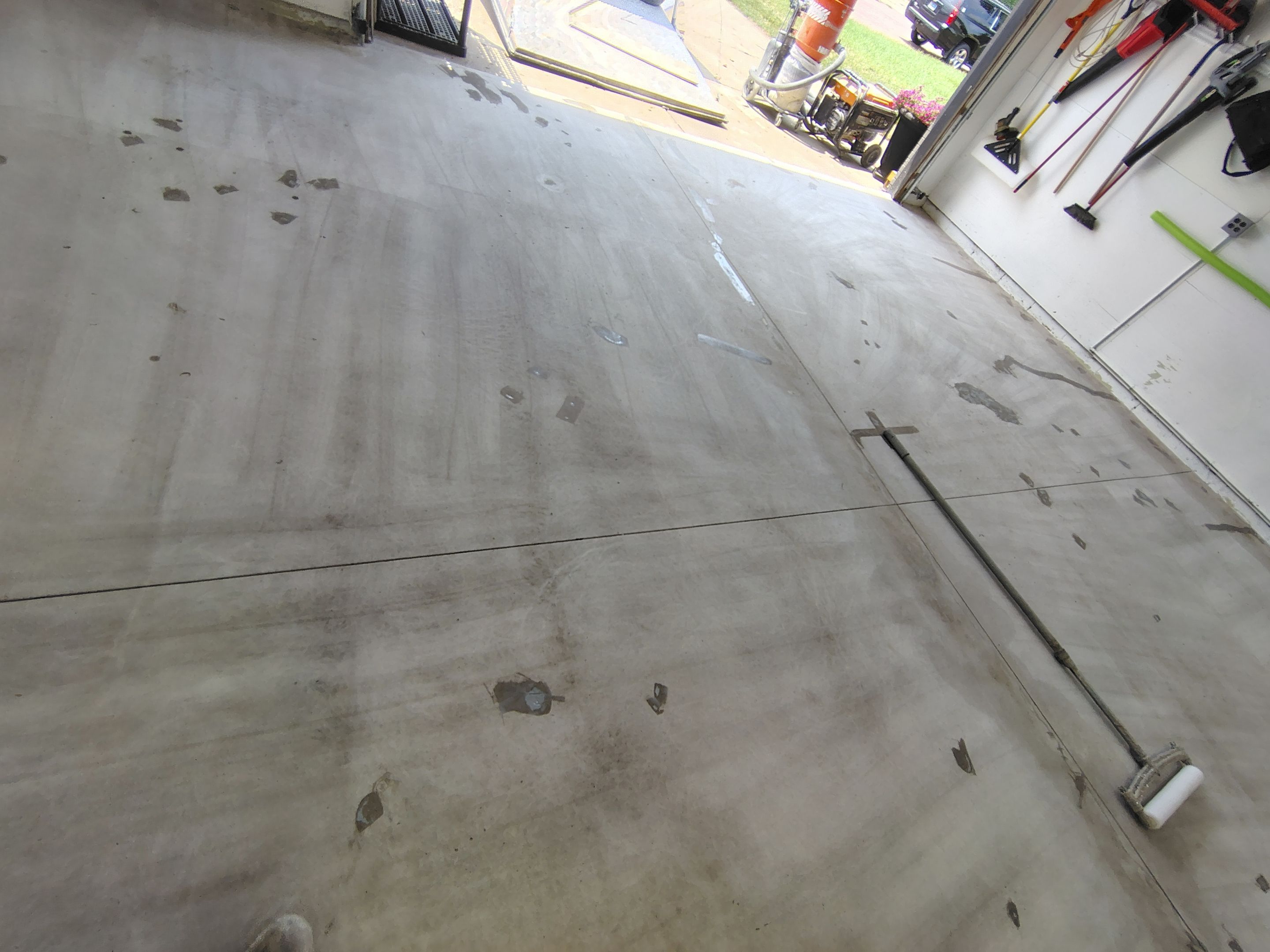Yankton Garage Concrete Coating With Feather Gray Decorative Chips by Select Painting, Coatings & Garage Cabinets