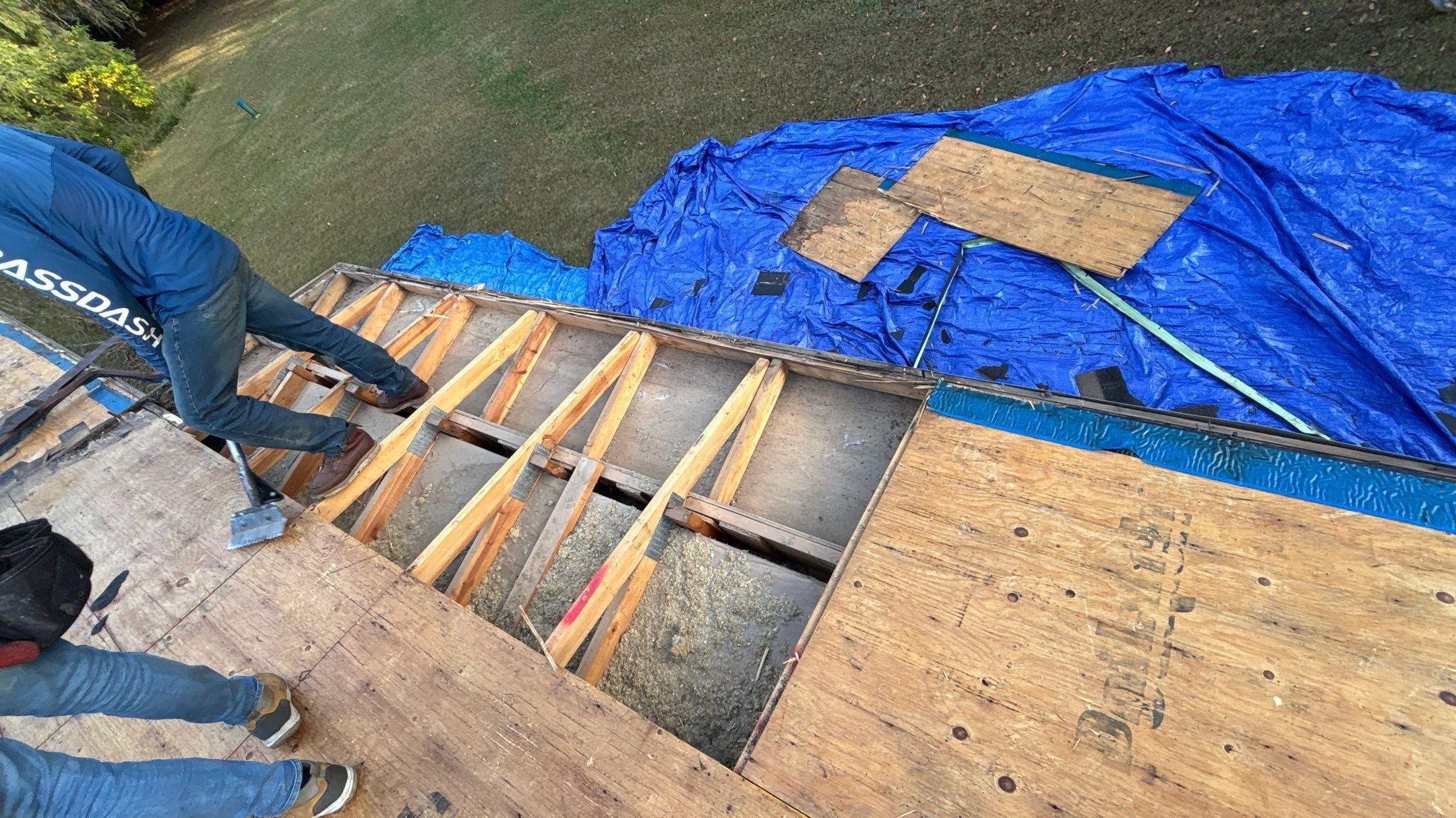 Roof Replacement using Owens Corning Sand Castle and Siding Replacement using Odyssey Plus D4" Wood Grain by 180 Contractors