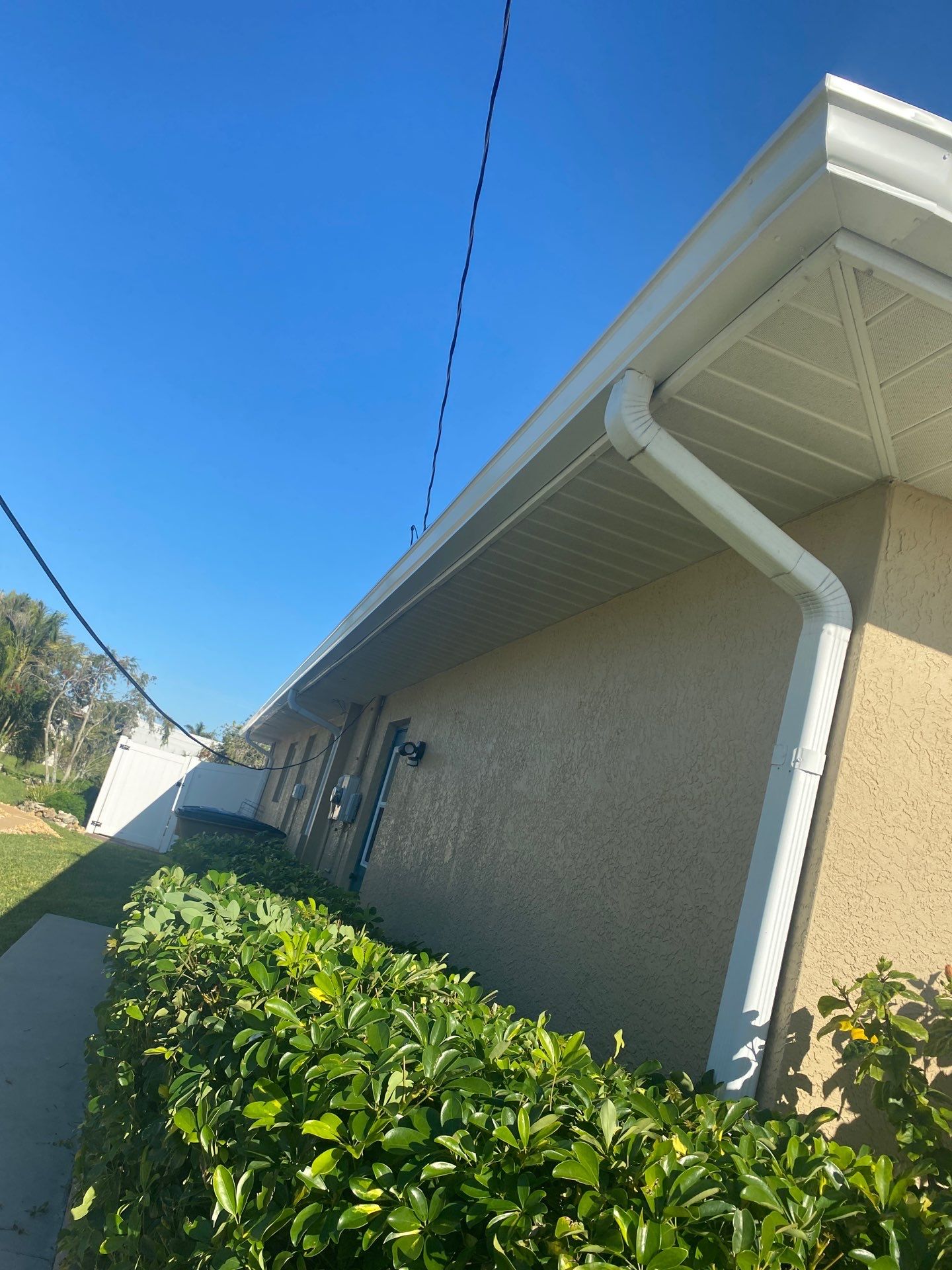 Seamless Gutter Installation Before Rainy Season in Cape Coral FL by Gutter Professors