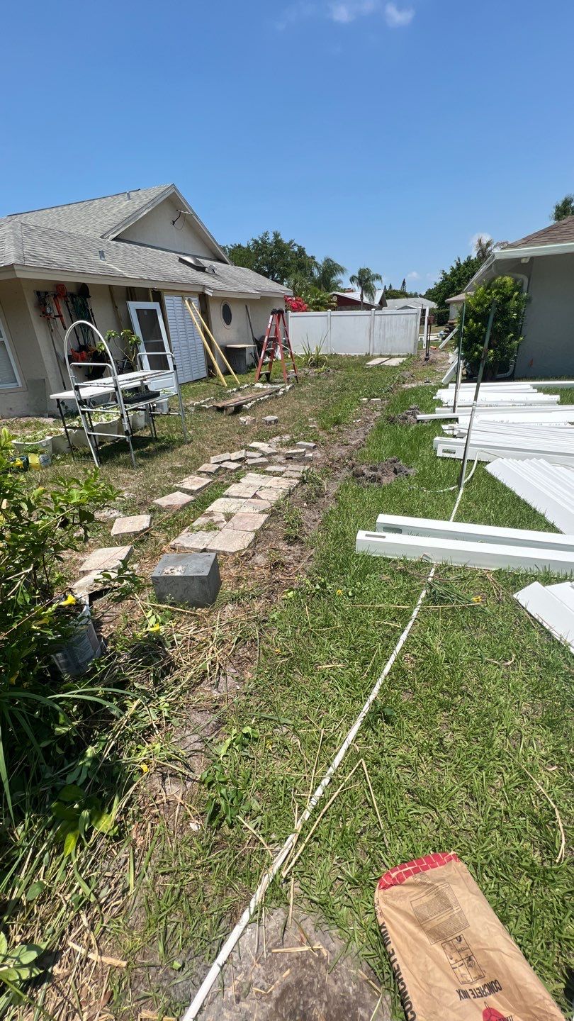 Sarasota, FL 6ft. Tall White Vinyl Privacy Fence by Asap fence and gates, LLC