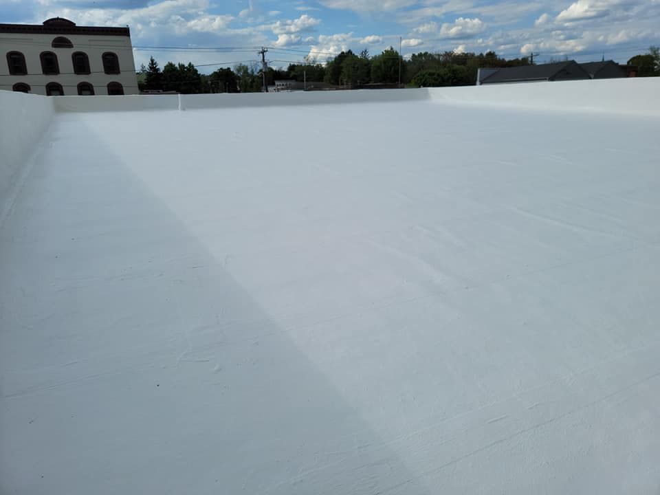 Project by Commercial Roofing Pros  by Commercial Roofing Pros 