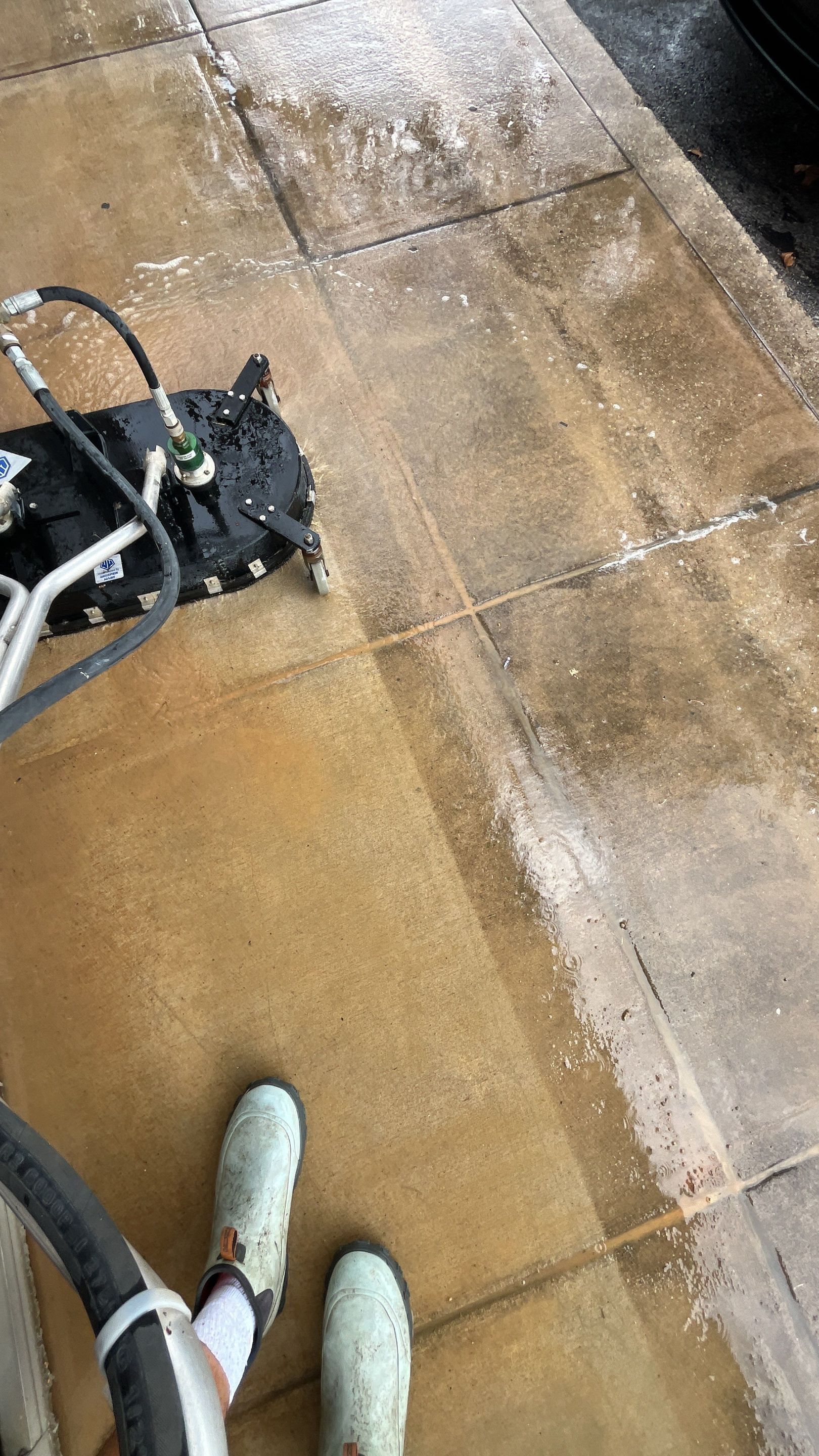 Kimball Crossing Shopping Mall by Mr. Mister Power Washing