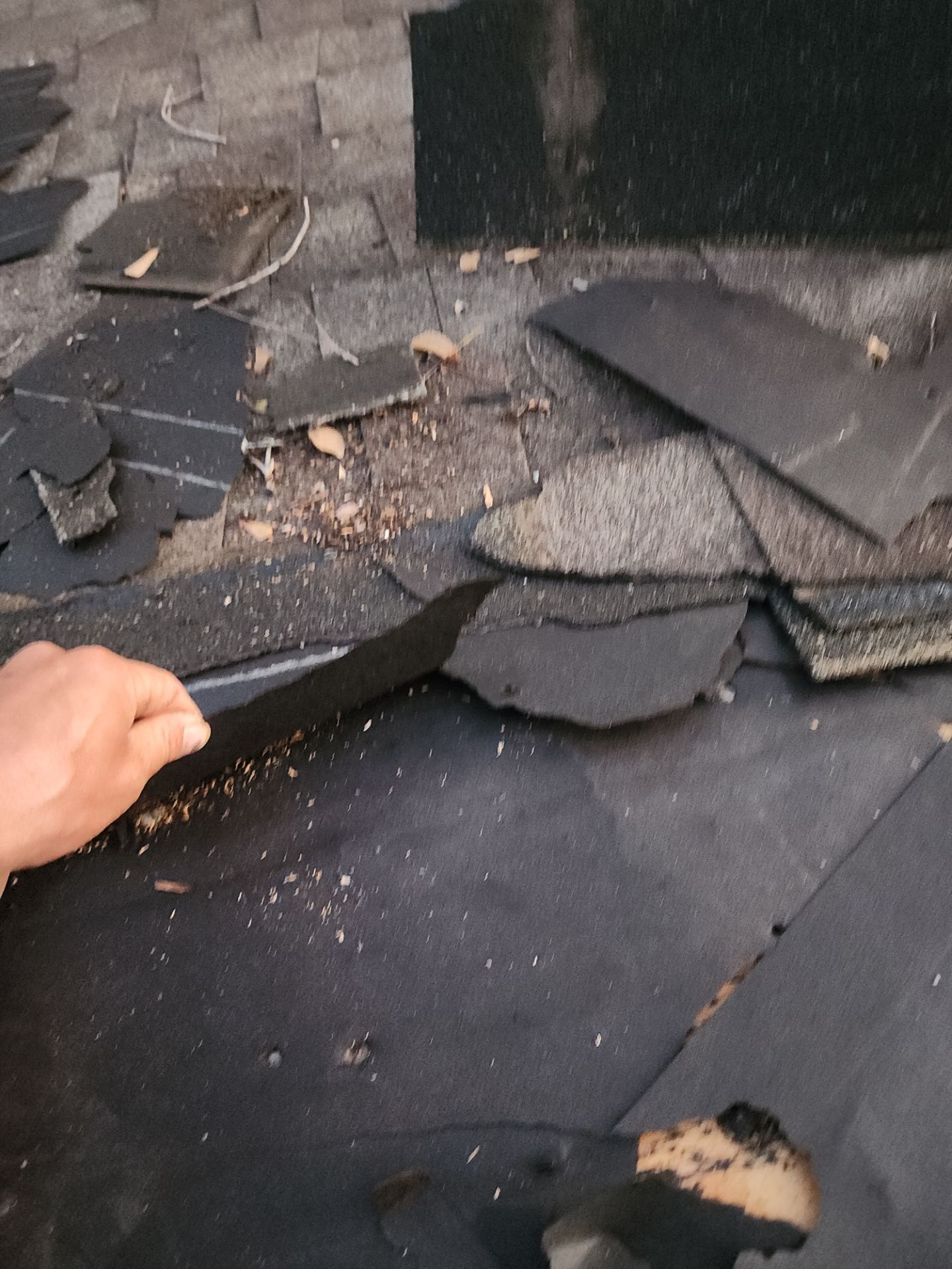 Residential Roofing Installation using Owen's Corning Duration (Lifetime) Shingles by Roof Repair Company