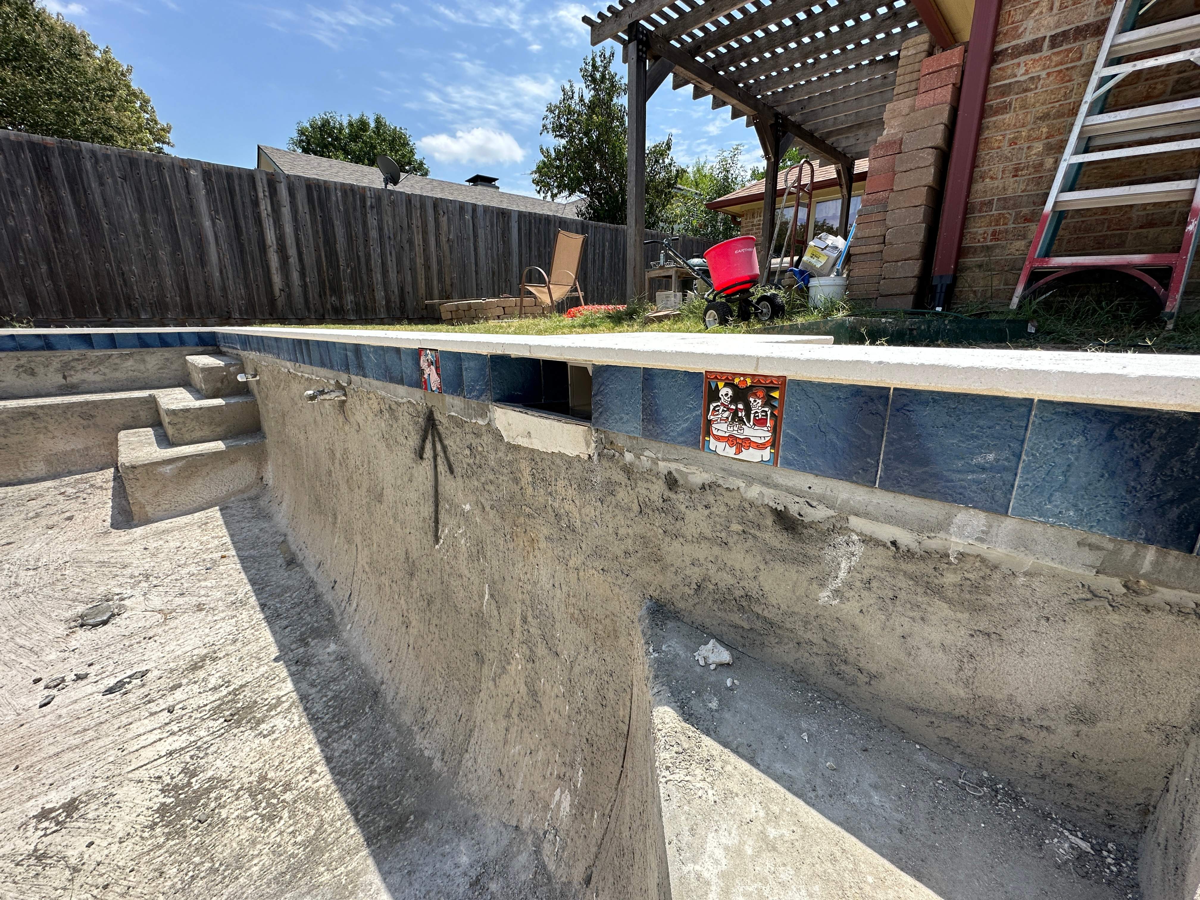Geometric Pool with Tanning Ledge by Pinnacle Pools and Spas - DFW