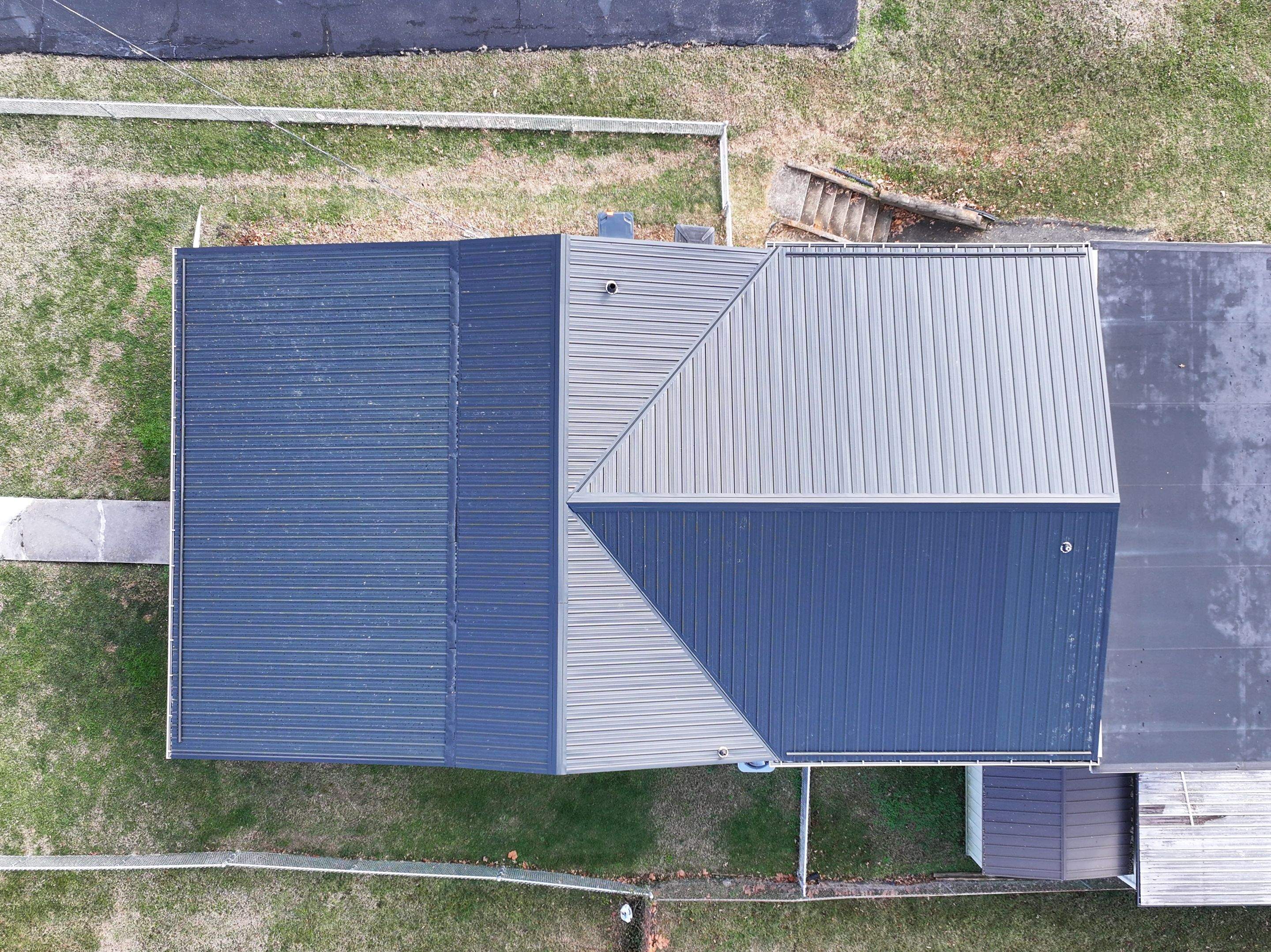 Kite Residence by Omnia Roofing