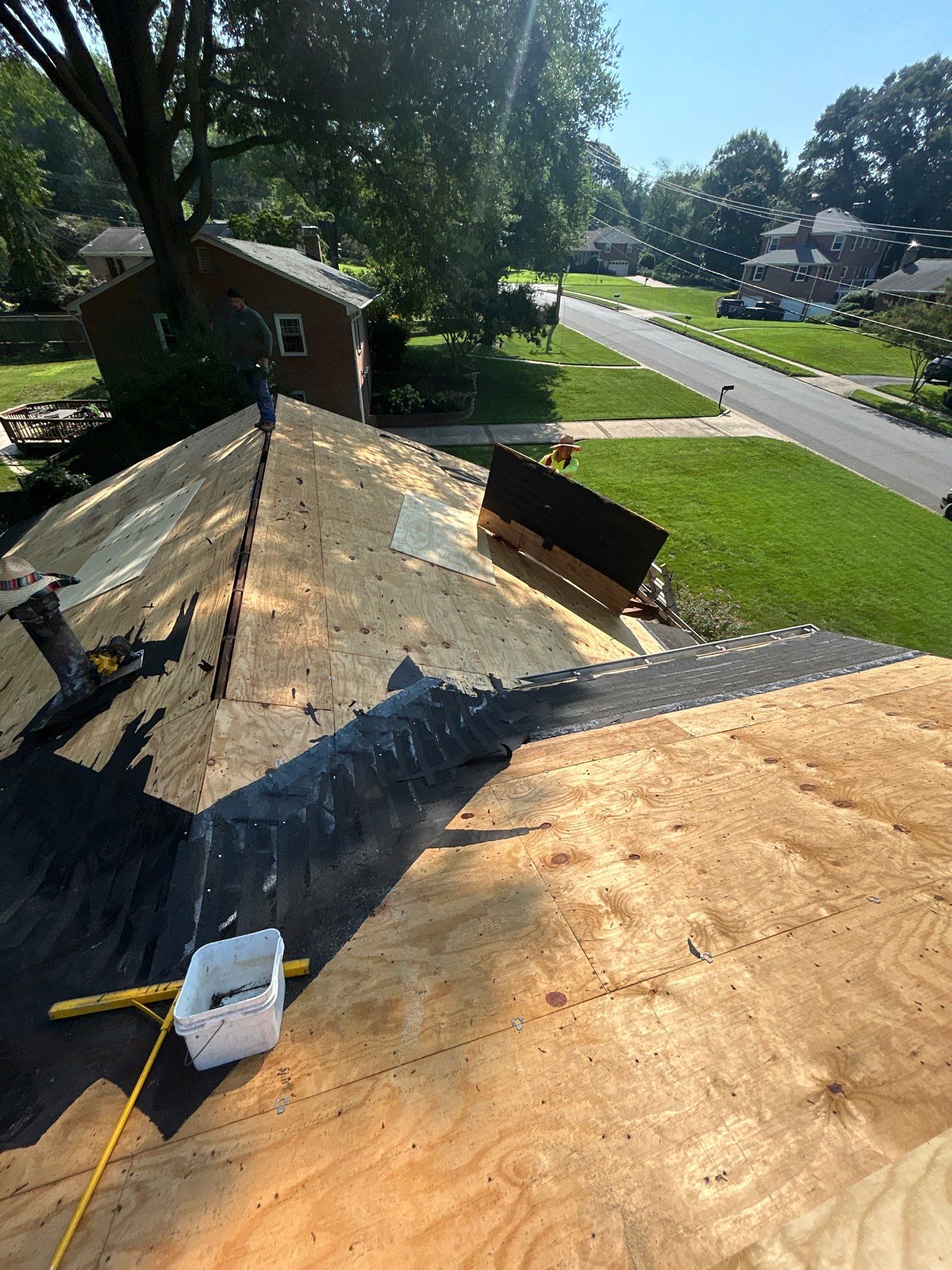 Alexandria: Residential Roof Replacement with GAF Timberline HDZ in Nantucket Morning by RM Banning, Inc.