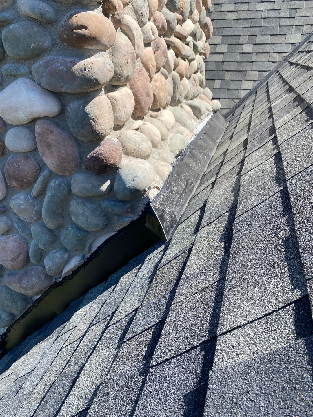 Residential Cedar ReRoofing using Malarky Vista shingles by Top Notch Roofing Inc