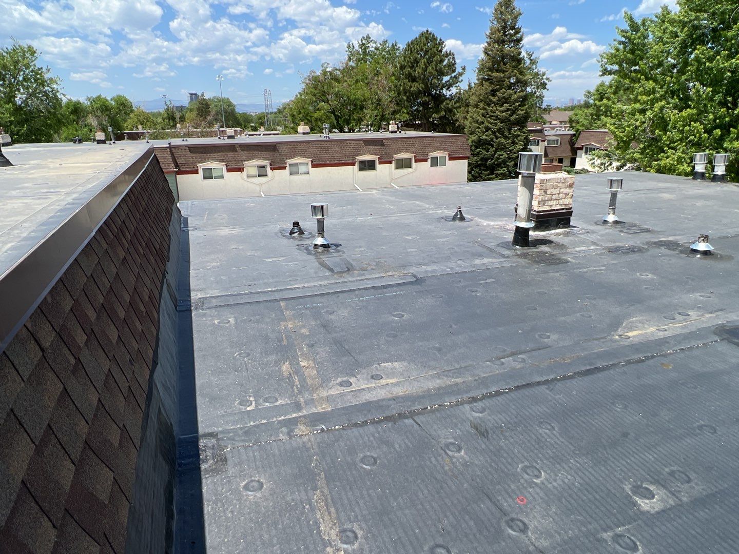 Commercial Roofing Installation using MuleHide EPDM .60 - BLACK by A to Z Roofing