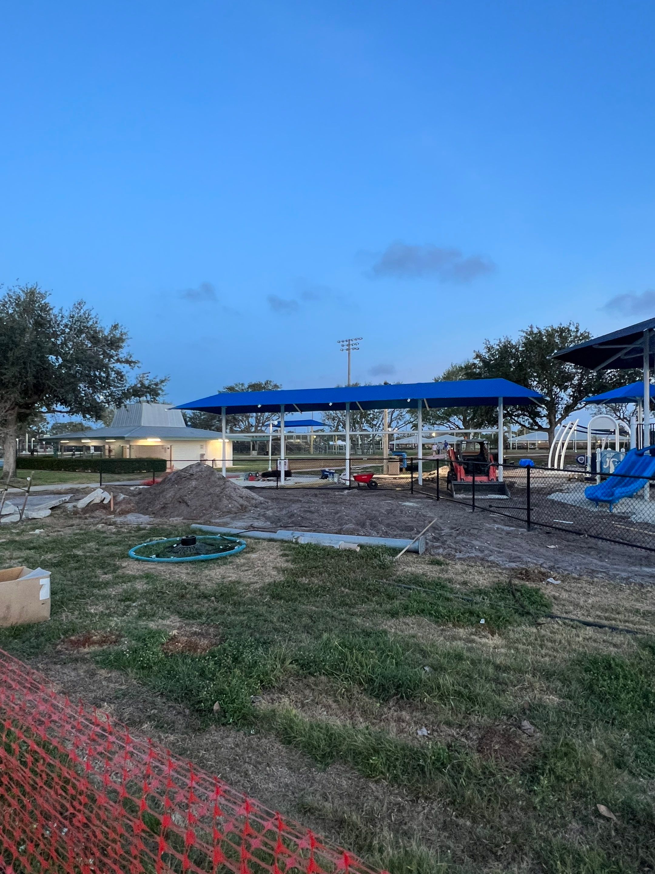 Vinyl Coated Chain-link fence for the City of Naples around Fleischmann Park Playground.  by Asap fence and gates, LLC