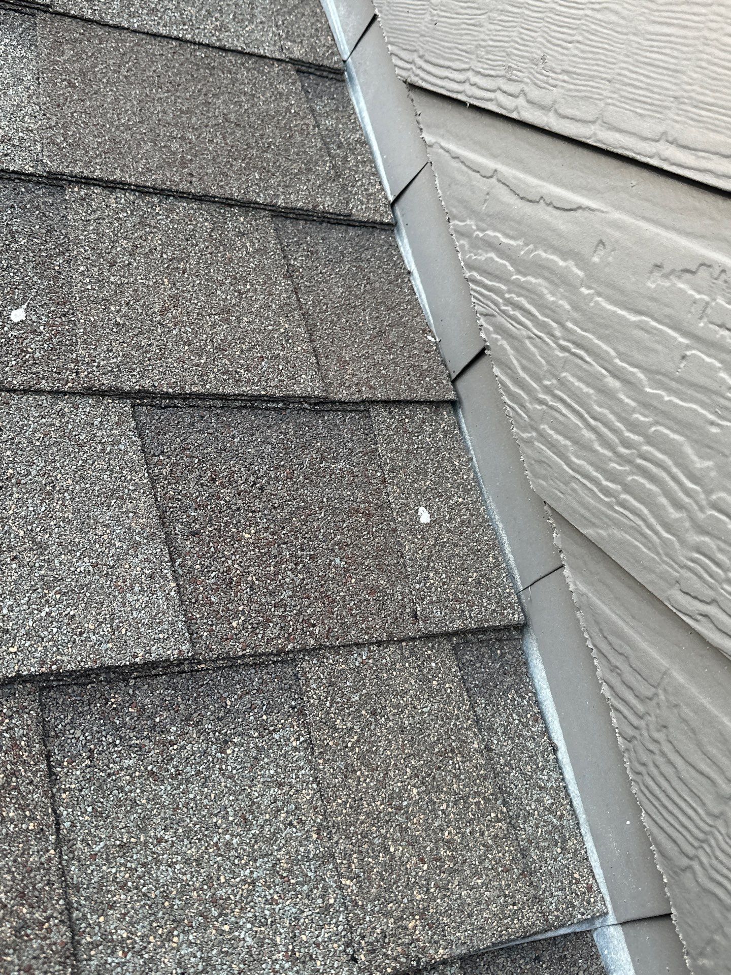 Hail Damage using Owen's Corning Duration (Lifetime) Shingles by Roof Repair Company