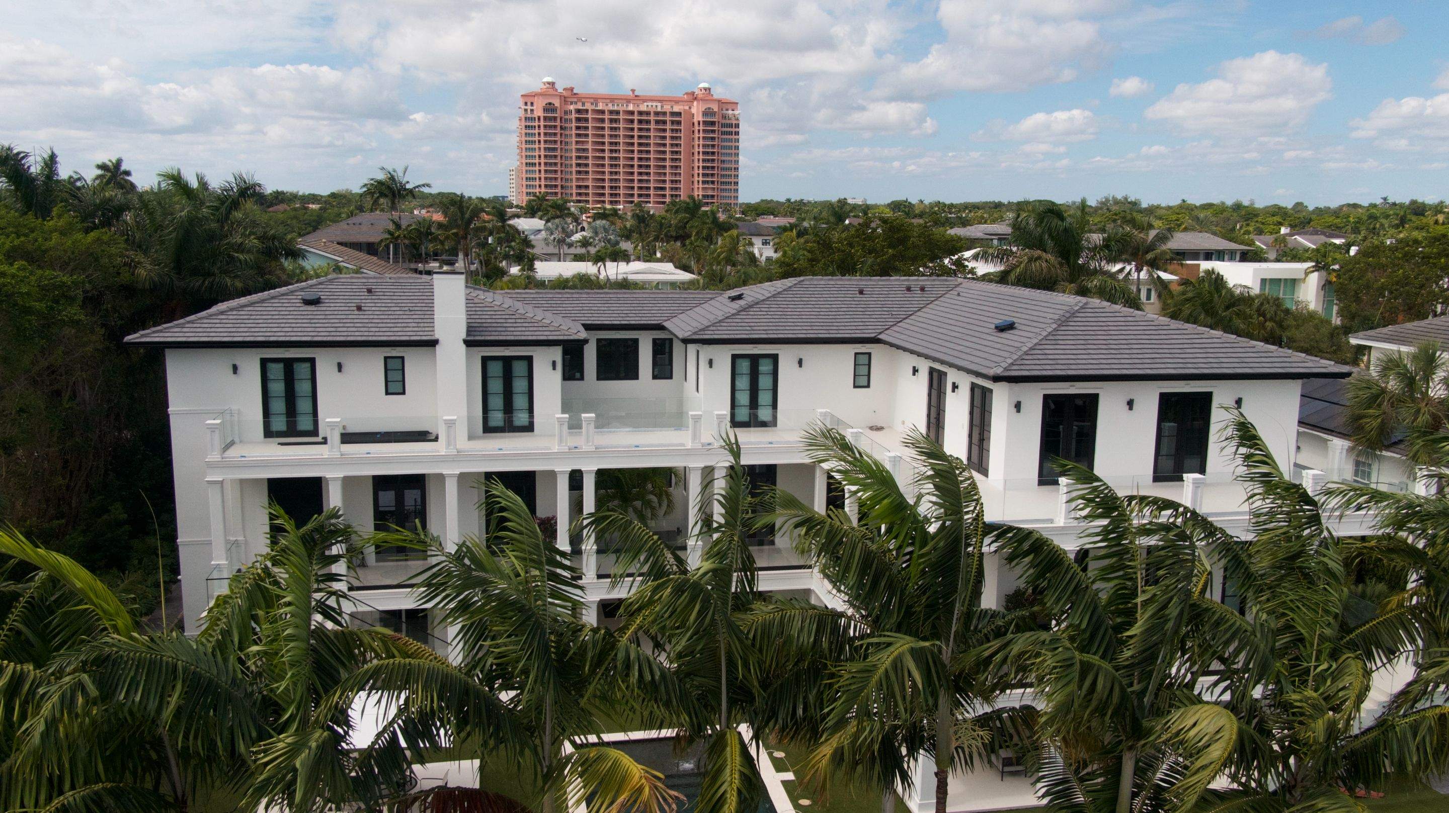 Crown - Windsort Slate - Manatee by Istueta Roofing