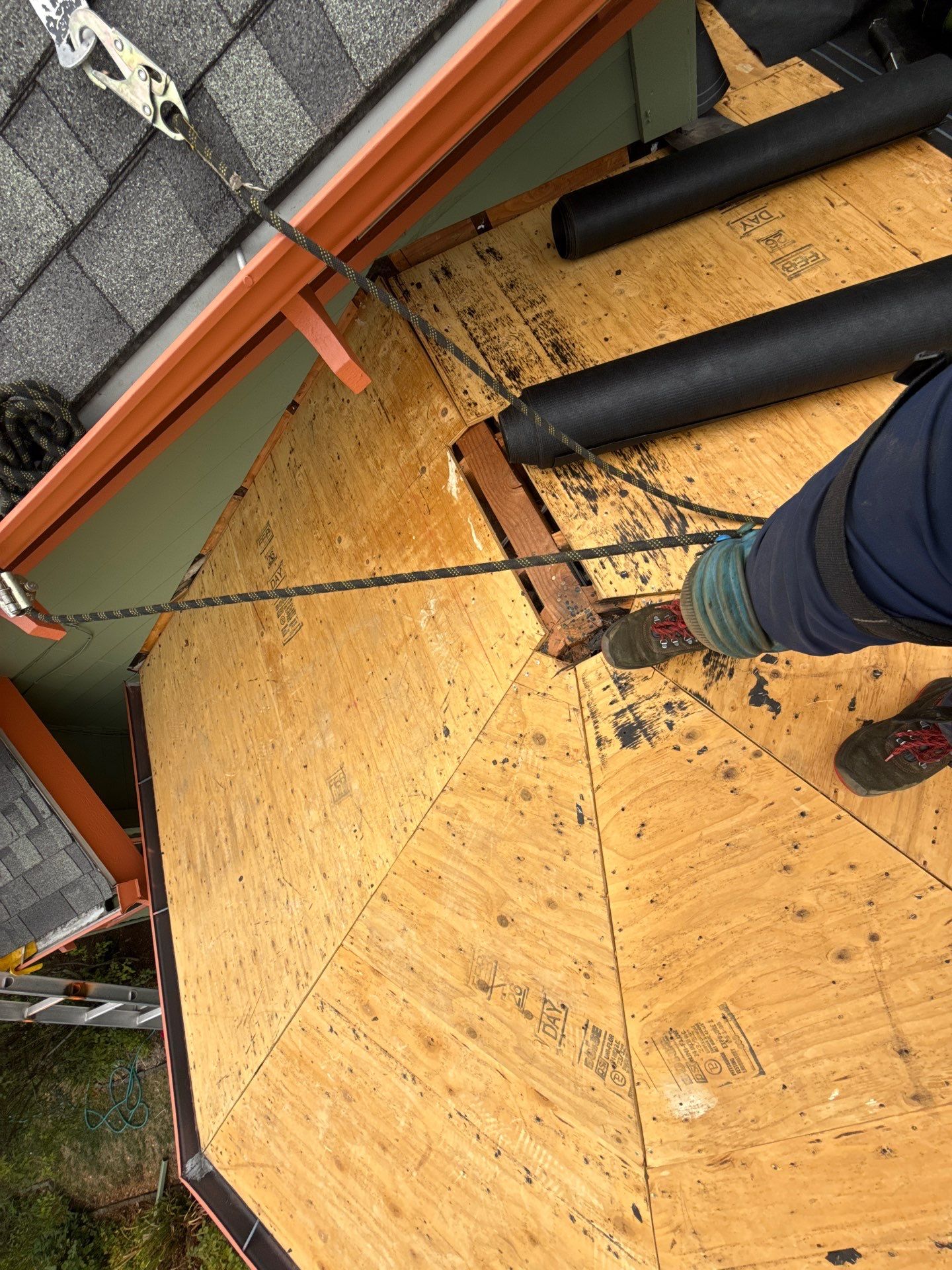 Project in Portland by Tom Leach Roofing