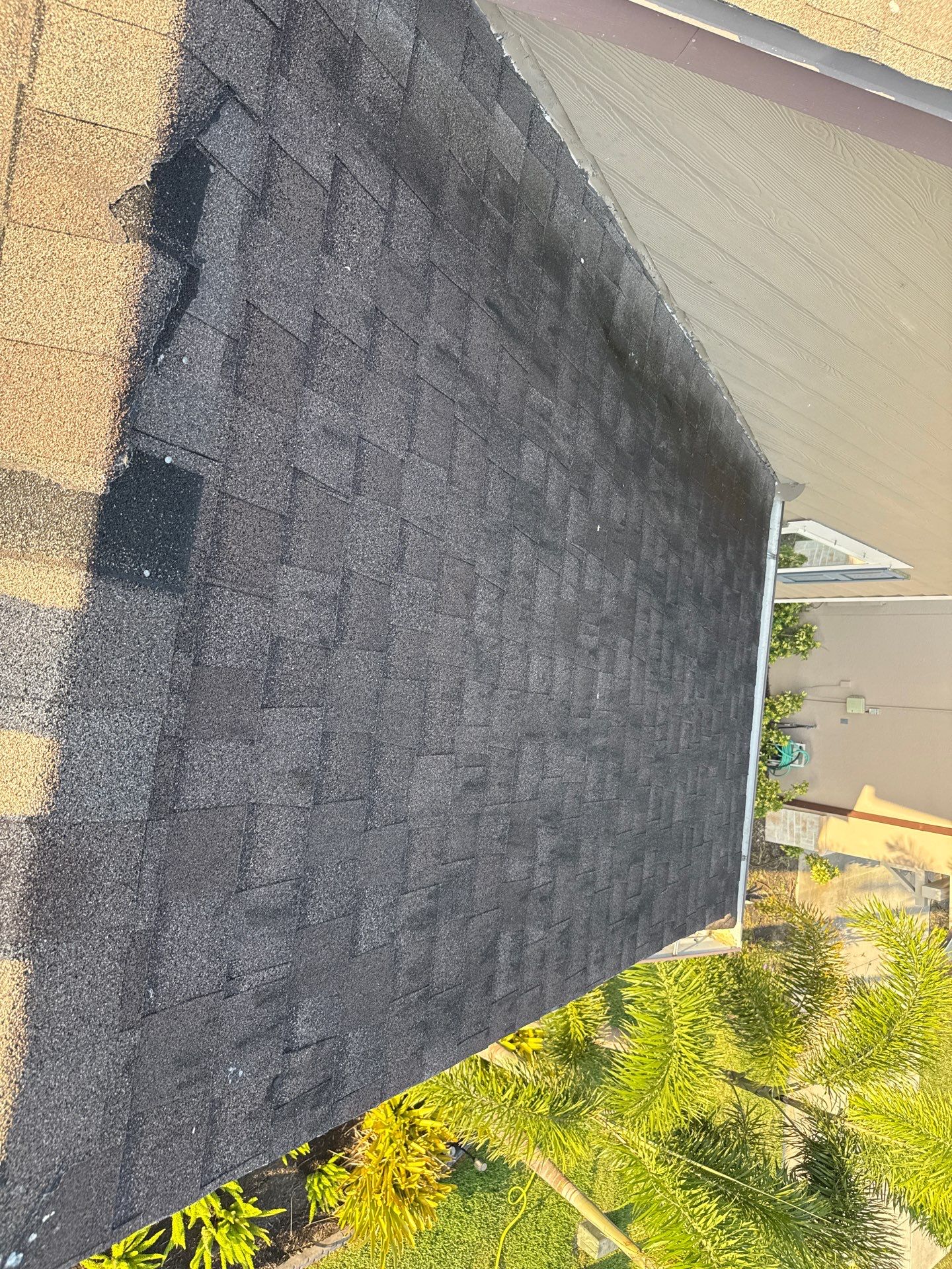 Roof Soft Wash, Pool Deck & Screen Enclosure Cleaning – Trevesta Community, Palmetto, FL by Sunshine AquaWash