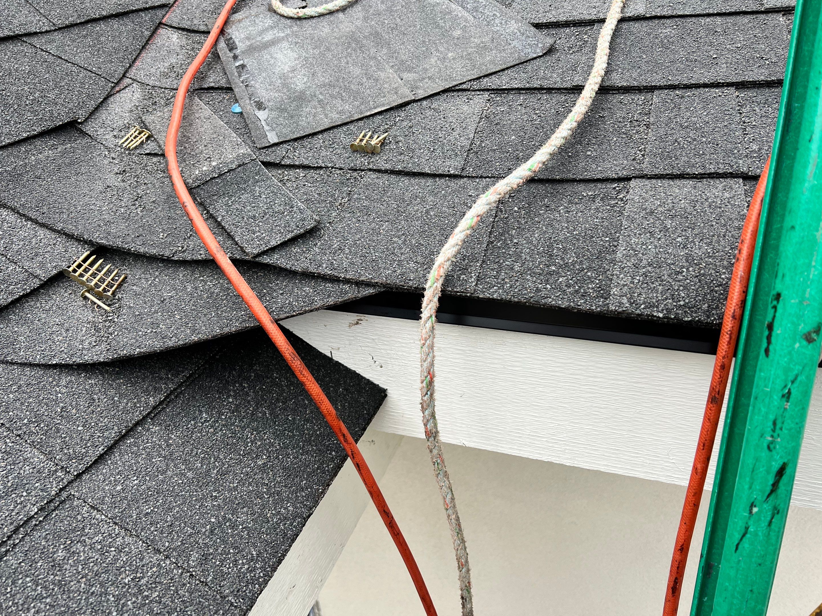 New Home Construction using Owens Corning 30 year Architectural Shingles by Premier Roofing and Contracting
