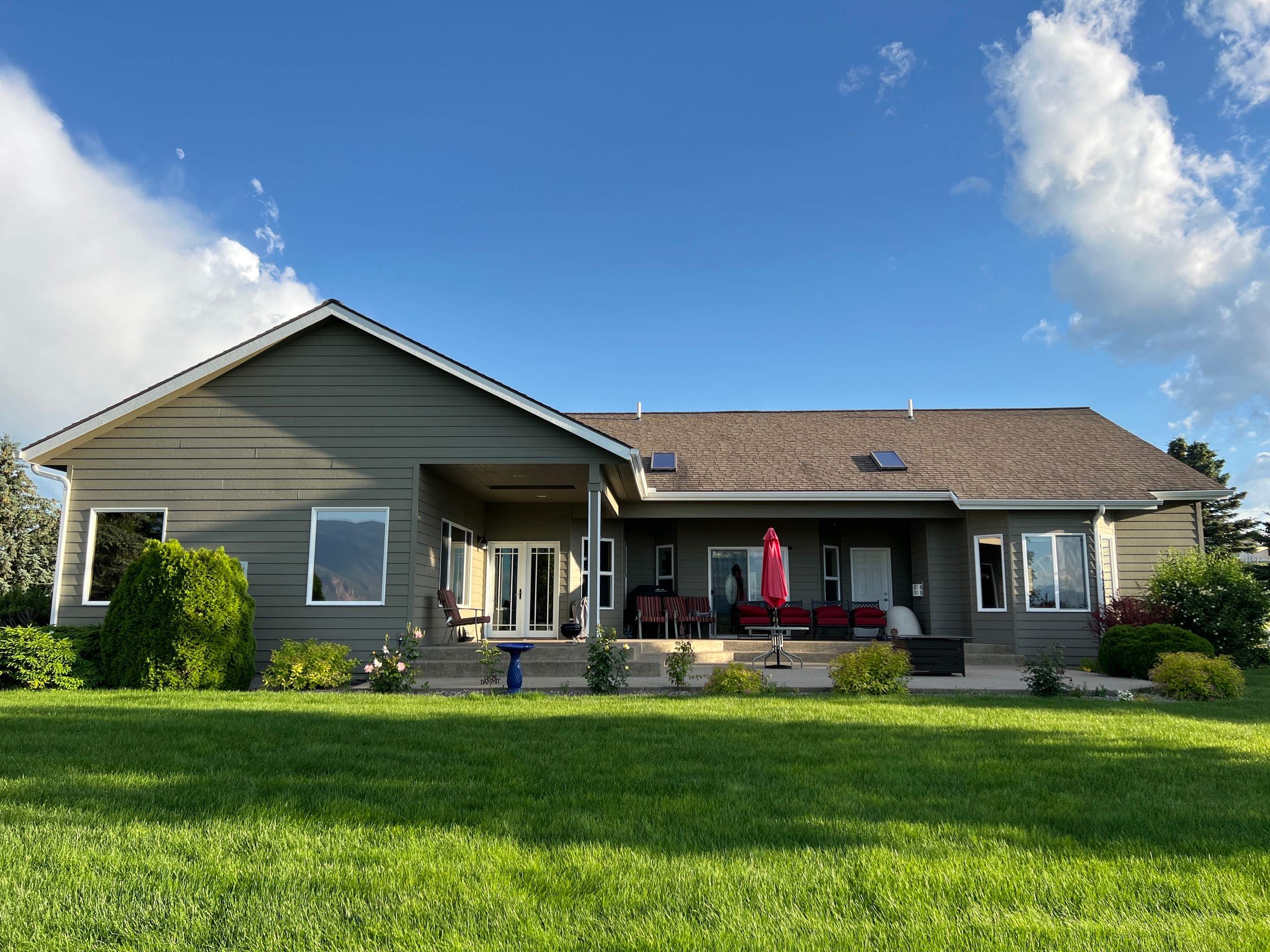 GAF Timberline HDZ - Charcoal by Montana Roofing Solutions