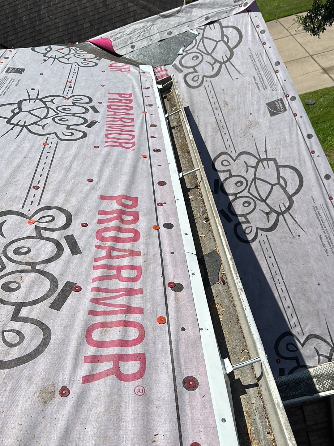 Residential Roofing Installation using Owen's Corning Duration (Lifetime) Shingles by Roof Repair Company