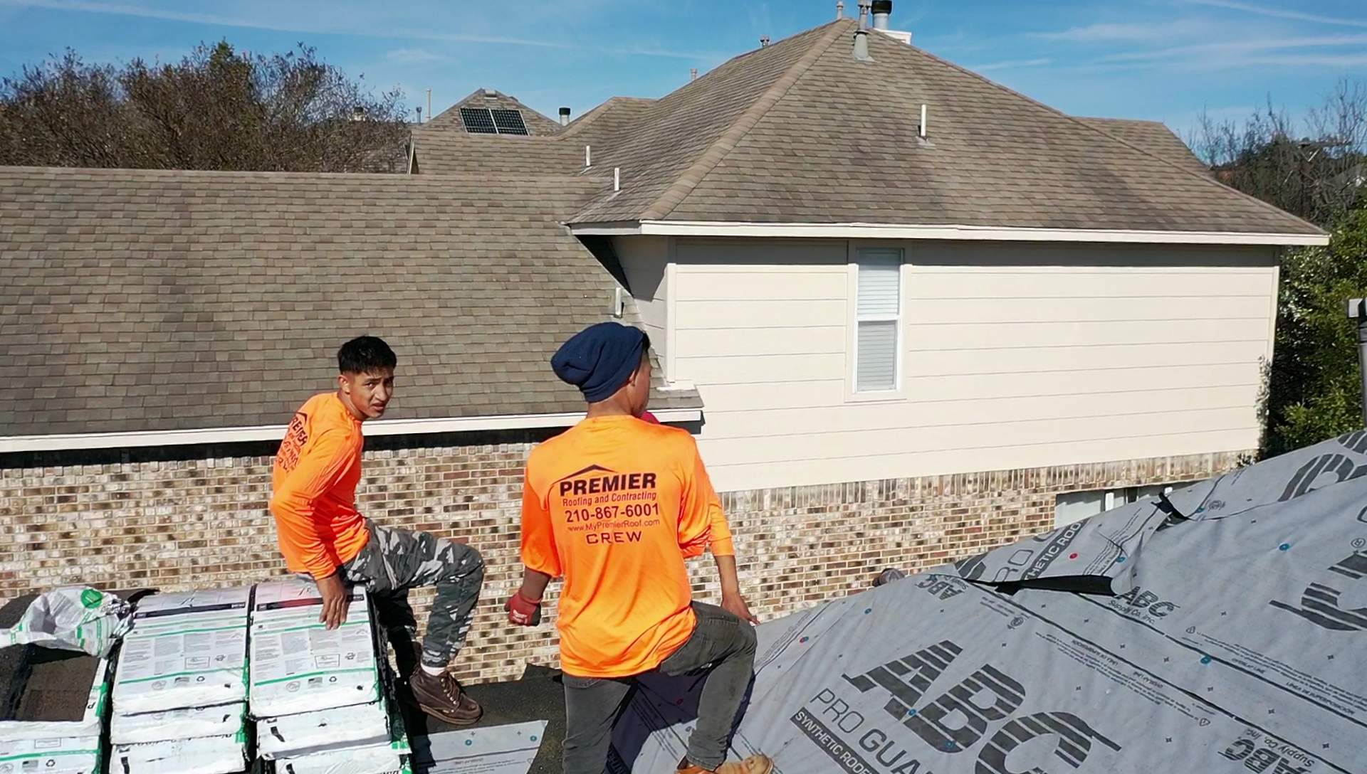 Residential Roof Replacement using Pinnacle Pristine 30 Year Laminate Shingles by Premier Roofing and Contracting
