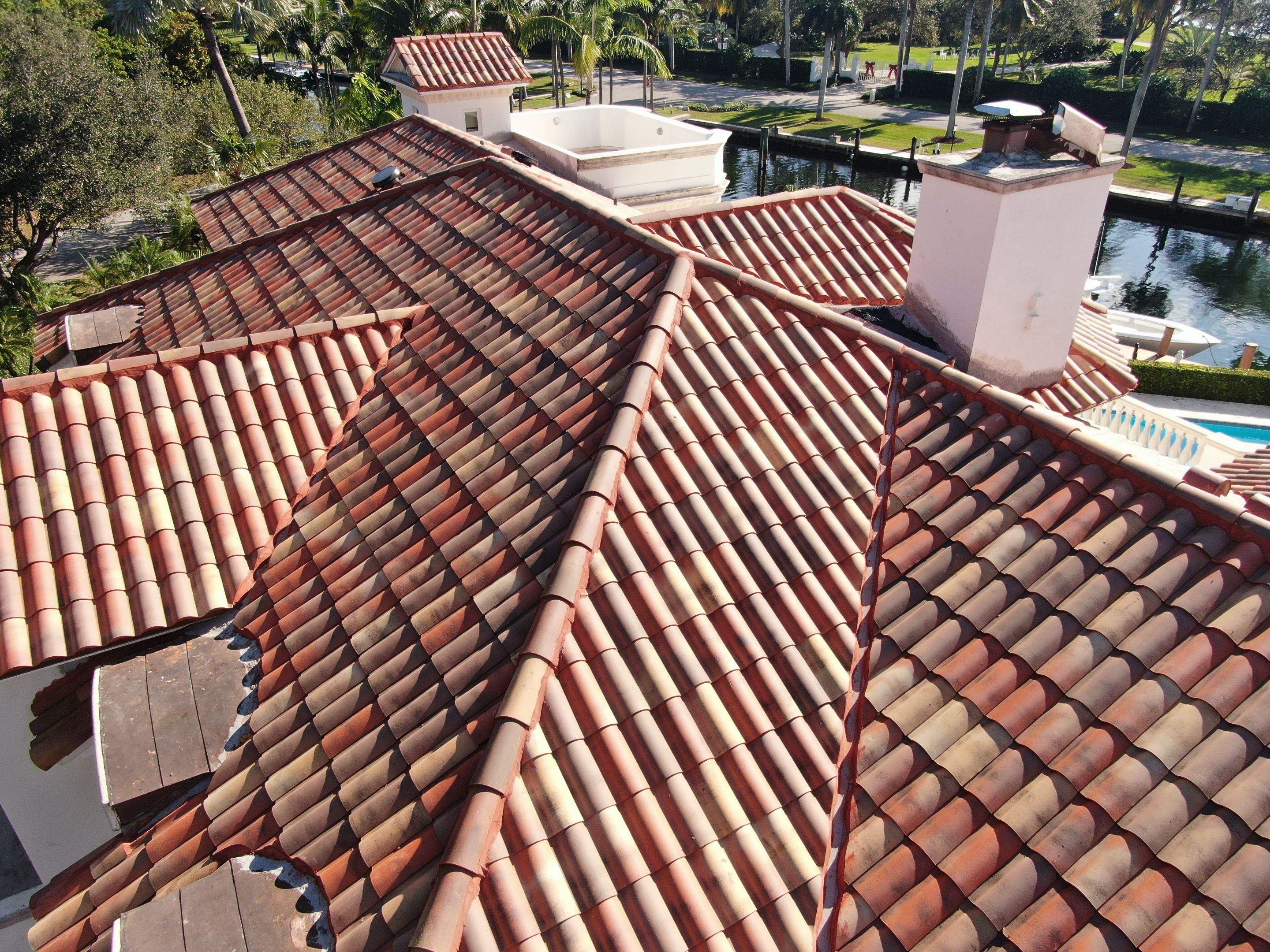 Verea - Spanish S - Jacobea by Istueta Roofing