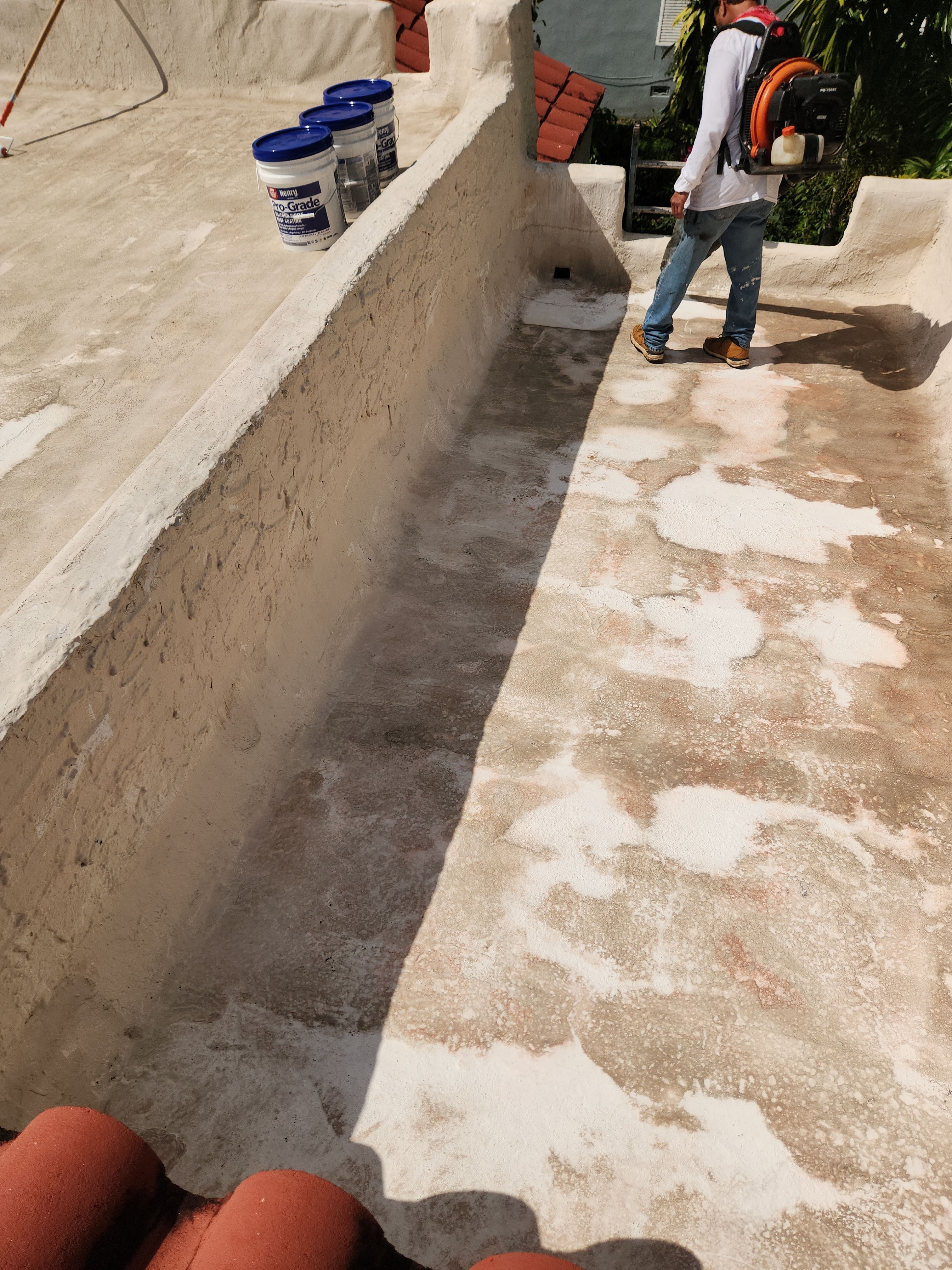 Expert Silicone Roof Coating in Hollywood – Aastro Roofing Delivers Long-Lasting Protection by Aastro Roofing