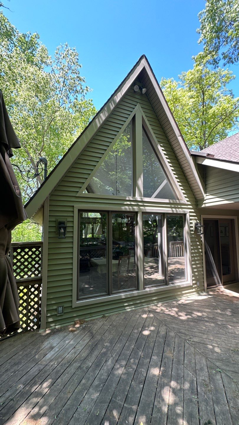 Siding Replacement using CertainTeed Restoration Classis D4 by 180 Contractors