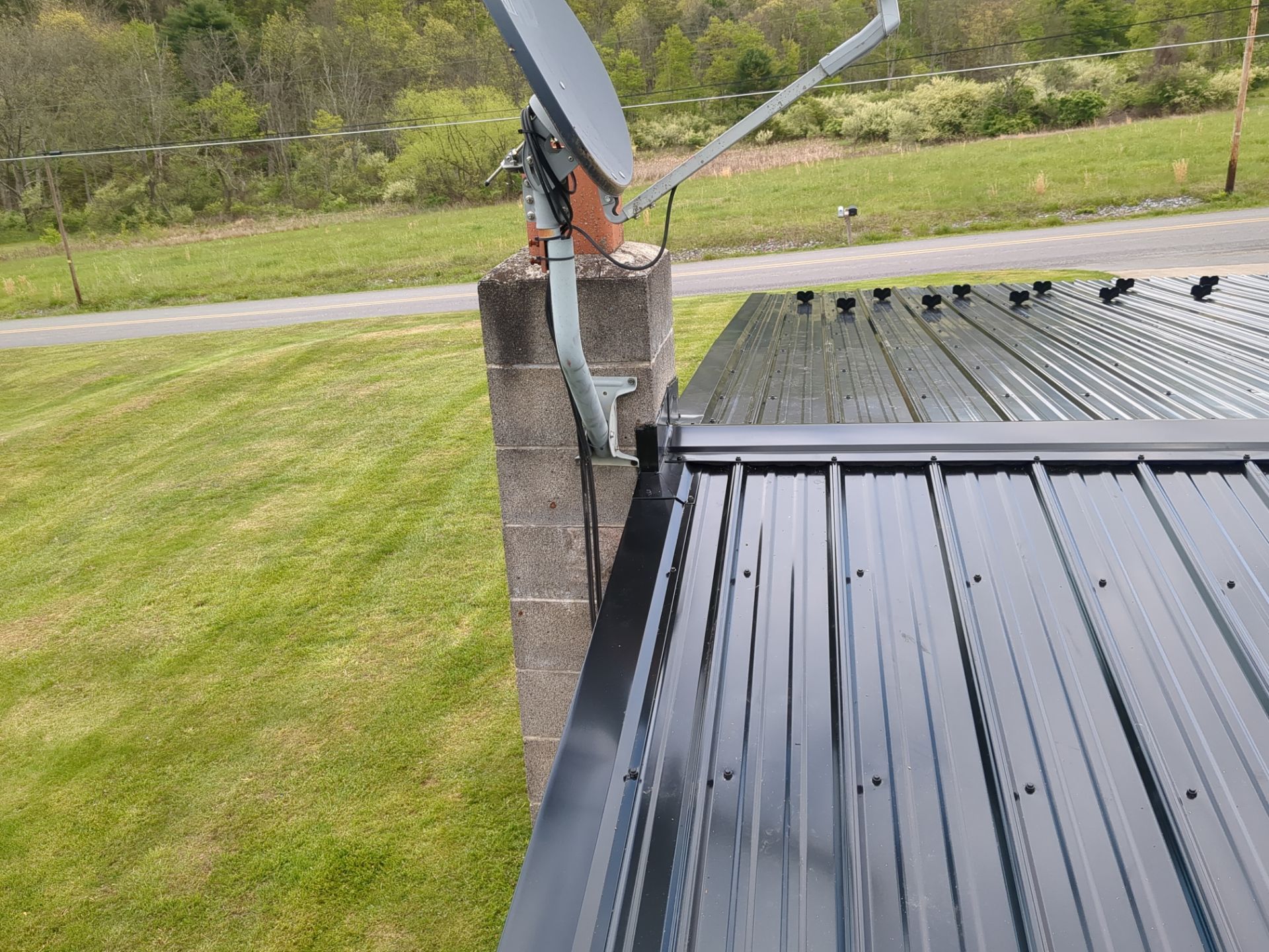 Metal Roofing and Vinyl Siding Replacement in Lewisburg by Esh Builders