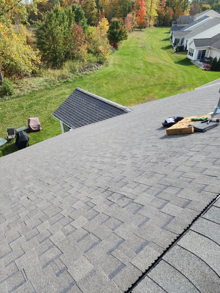 ATLAS PINNACLE PRISTINE COLOR: WEATHERED WOOD DRIP EDGE: WHITE by Eagle Eye Roofing